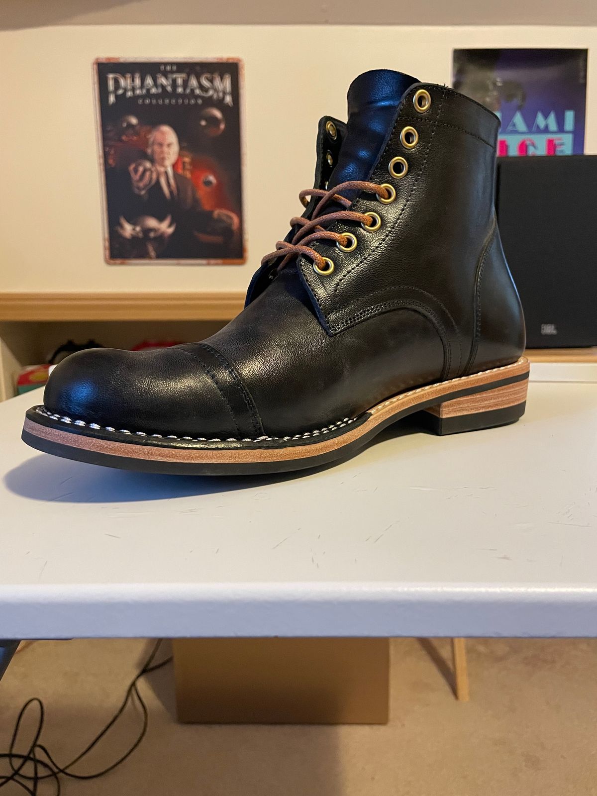 Photo by CesarIronthrone on November 24, 2025 of the Junkard SC2078 in Maryam Black Horsebutt.