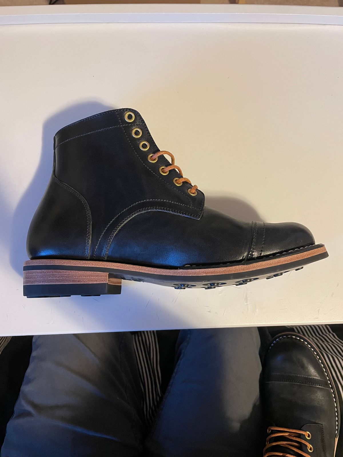 Photo by CesarIronthrone on November 24, 2025 of the Junkard SC2078 in Maryam Black Horsebutt.