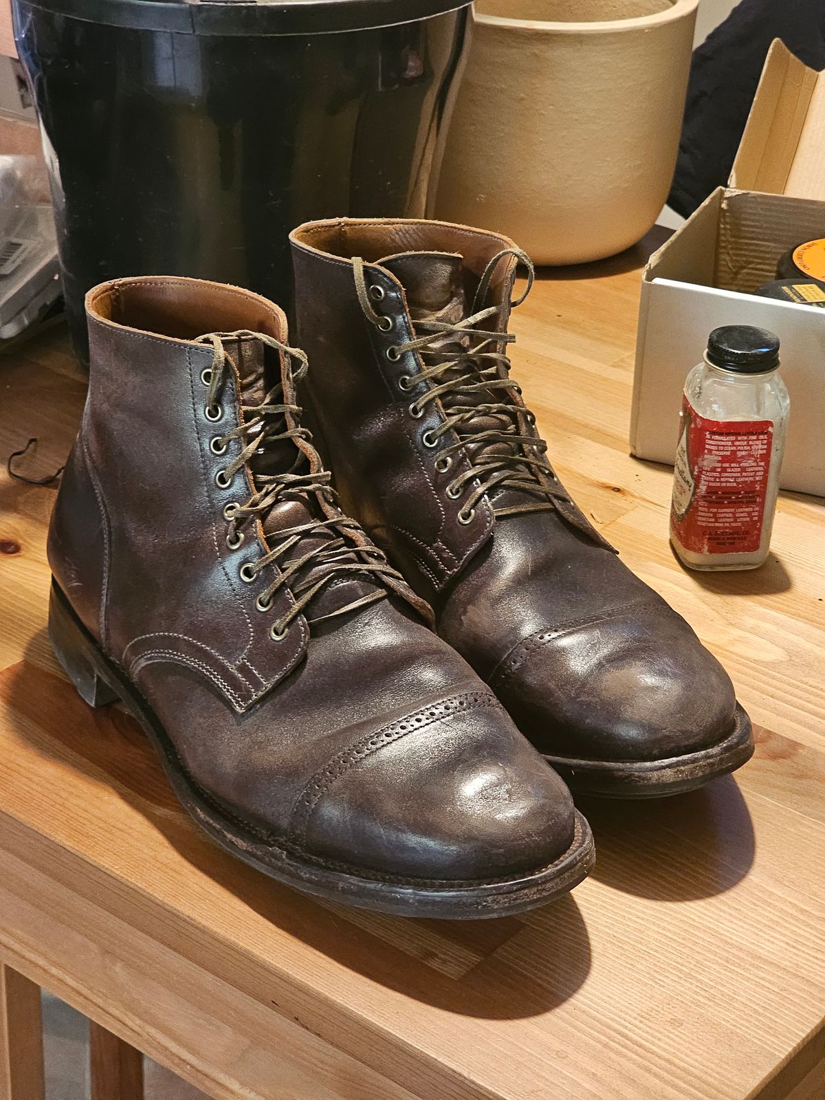 Photo by Luke.to.Boot on April 28, 2025 of the Viberg Service Boot in Maryam T. Moro Horsebutt.