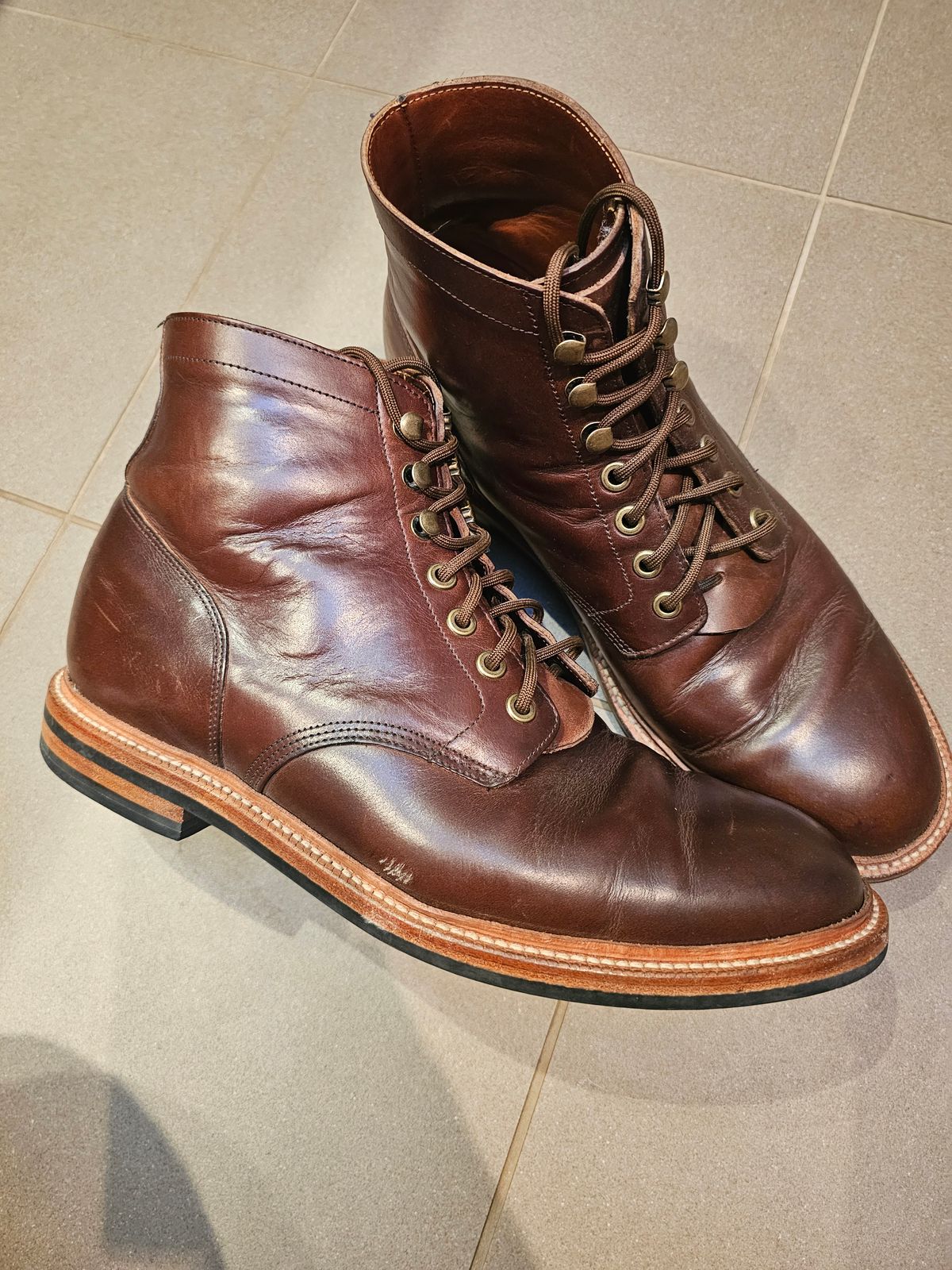 Photo by Luke.to.Boot on November 27, 2024 of the Grant Stone Diesel Boot in Horween Brown Chromexcel.