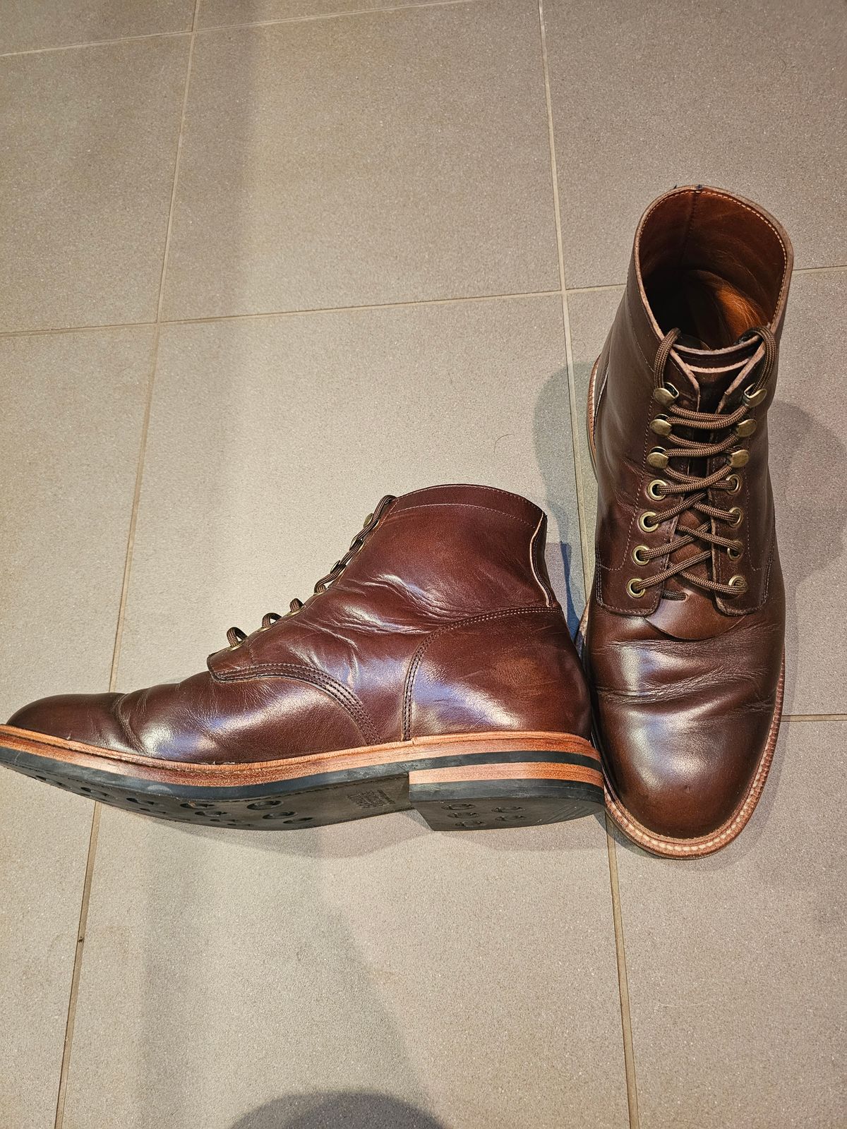 Photo by Luke.to.Boot on November 27, 2024 of the Grant Stone Diesel Boot in Horween Brown Chromexcel.