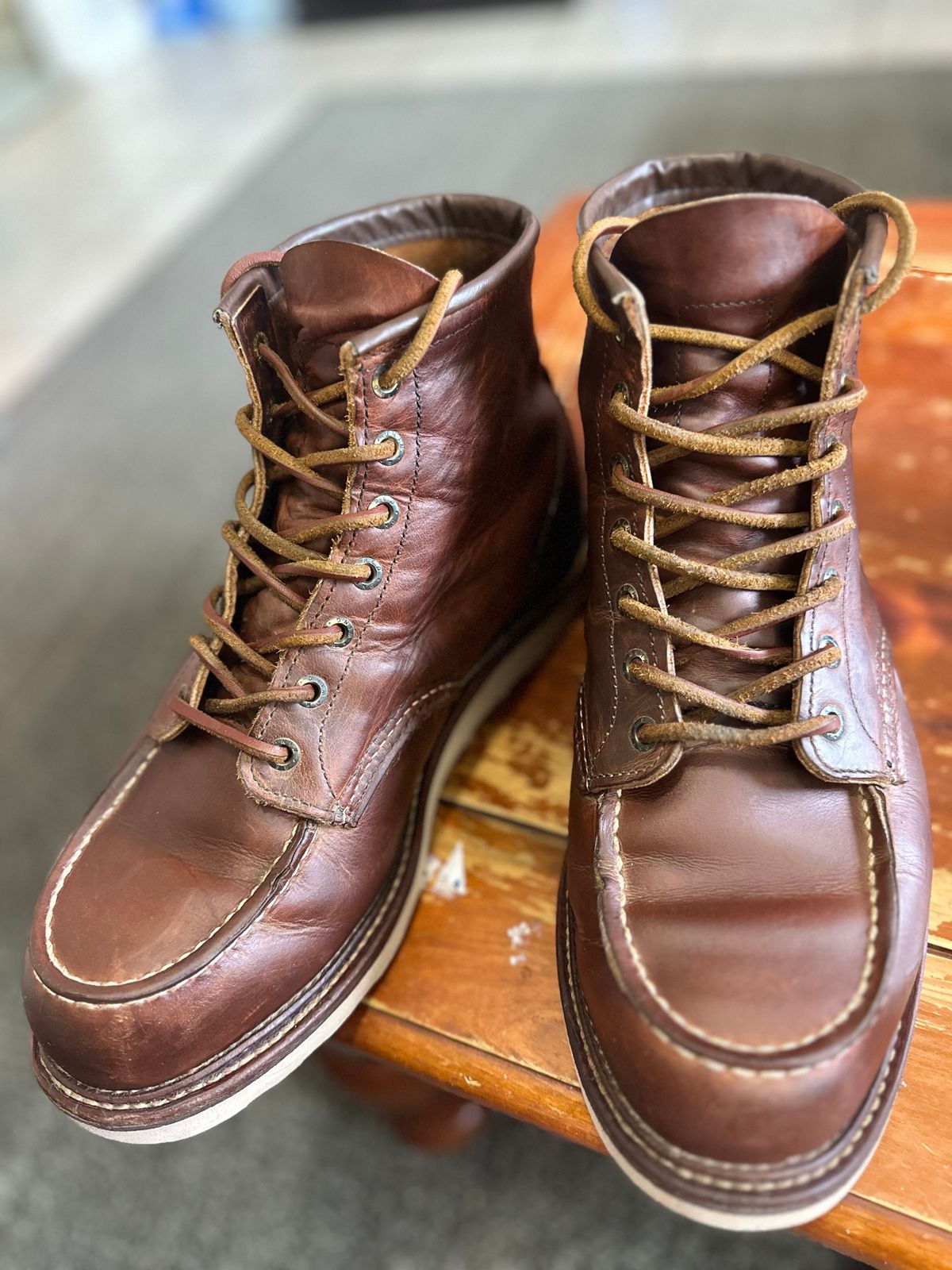 Photo by brusa on July 27, 2024 of the Red Wing 6-Inch Classic Moc in S.B. Foot Copper Rough and Tough.