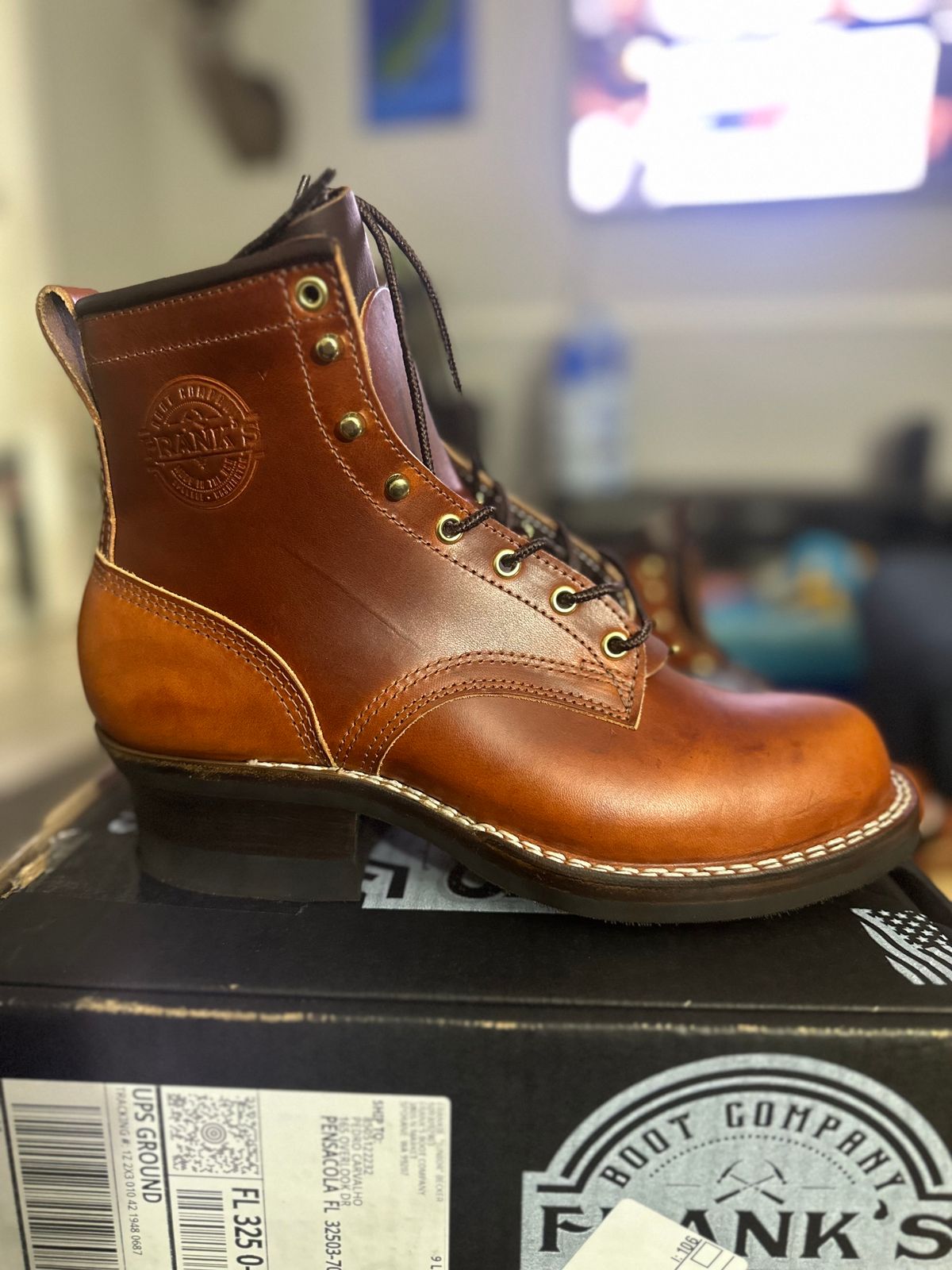 Photo by brusa on November 8, 2024 of the Frank's Boots Wilshire in Wickett & Craig Tan Oiled Latigo.