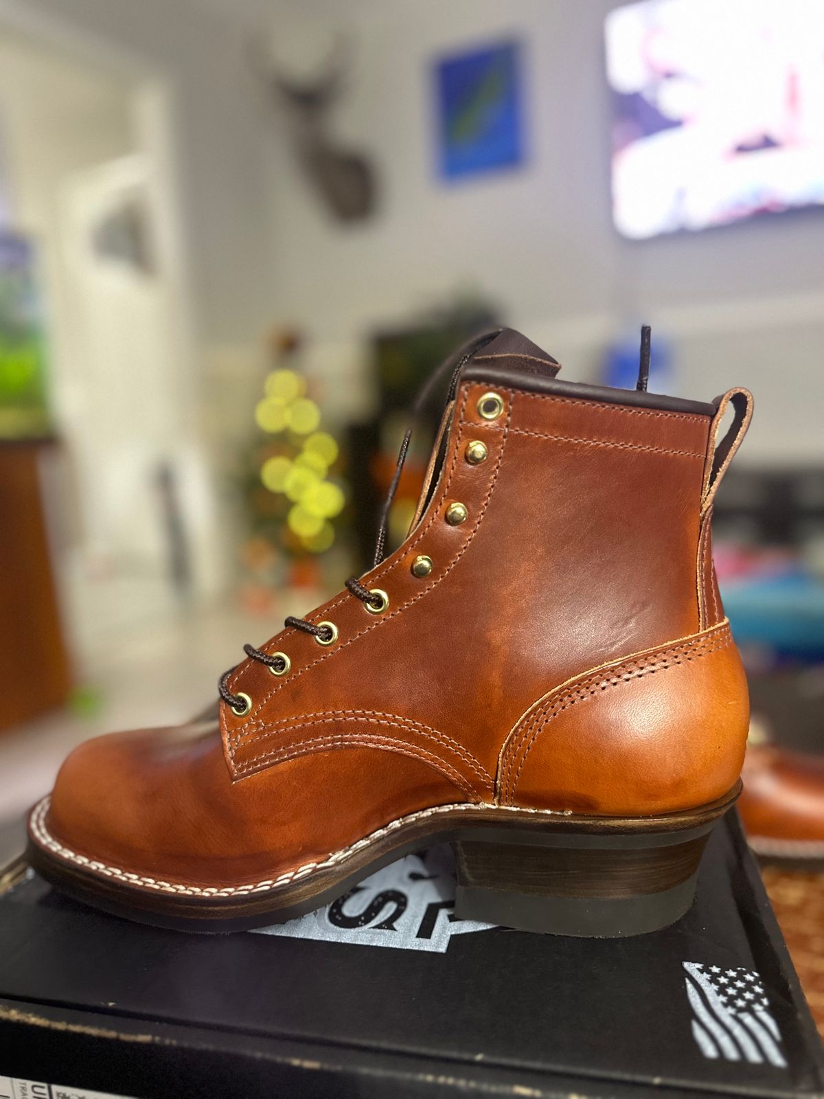 Photo by brusa on November 8, 2024 of the Frank's Boots Wilshire in Wickett & Craig Tan Oiled Latigo.
