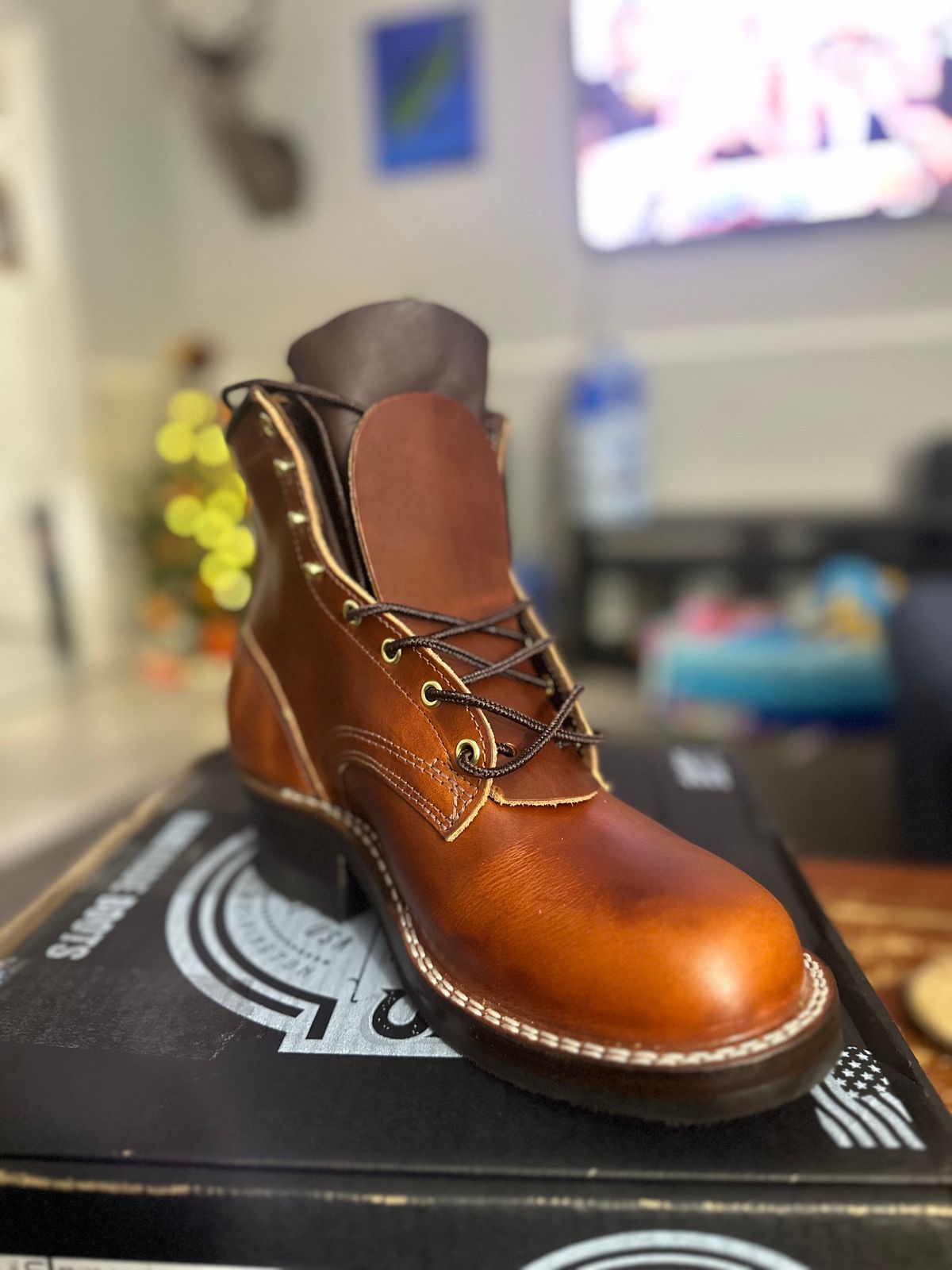 Photo by brusa on November 8, 2024 of the Frank's Boots Wilshire in Wickett & Craig Tan Oiled Latigo.