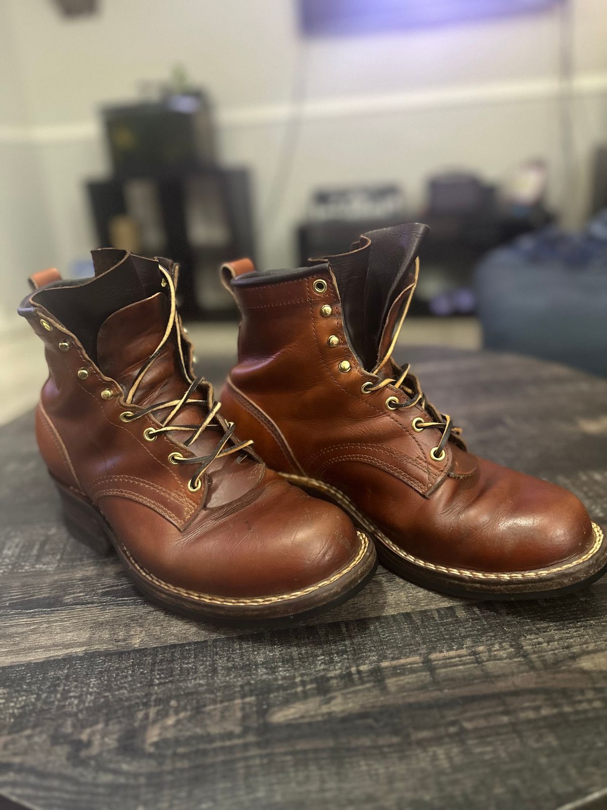 Photo by brusa on December 26, 2024 of the Frank's Boots Wilshire in Wickett & Craig Tan Oiled Latigo.