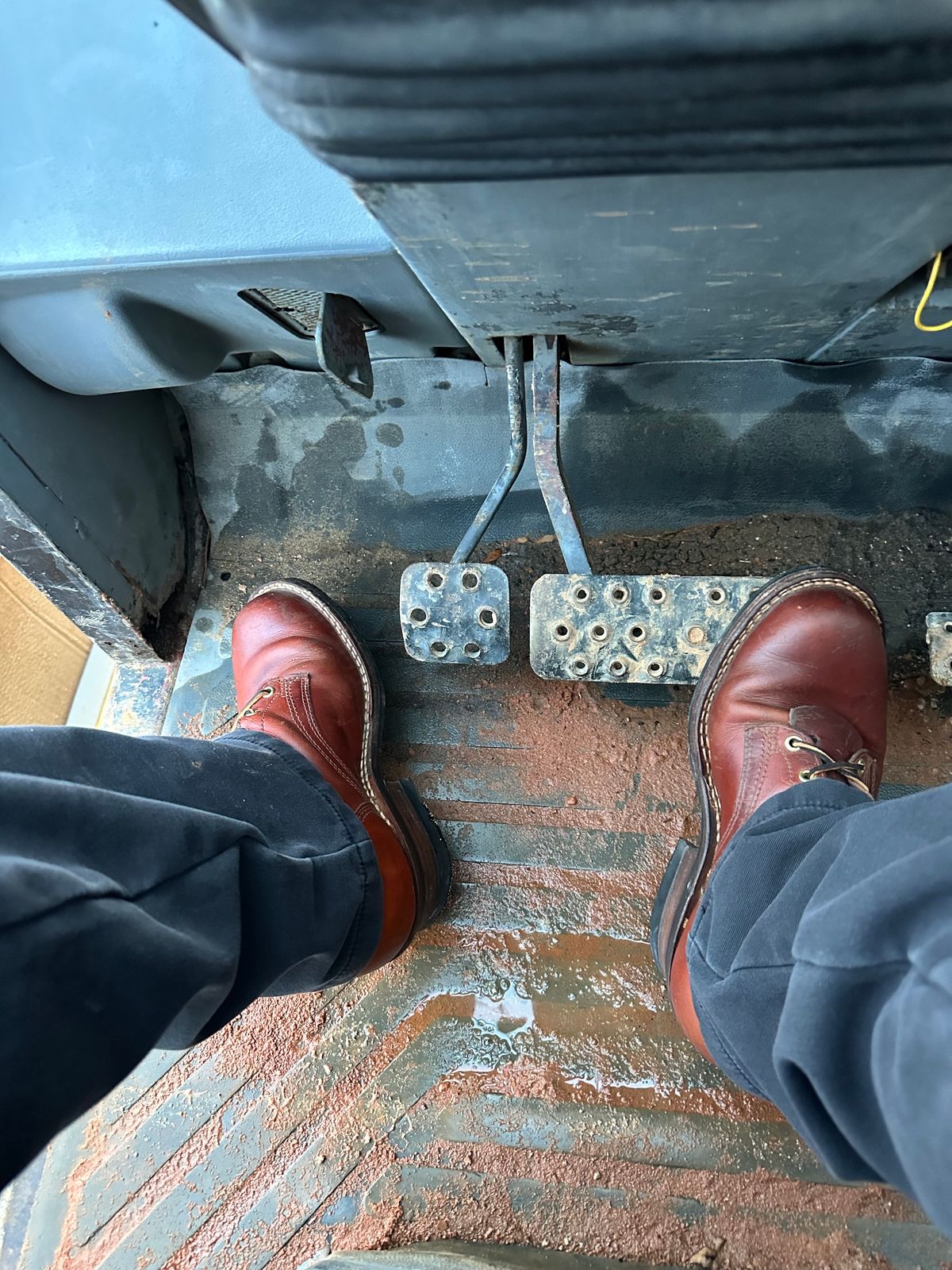 Photo by brusa on January 6, 2025 of the Frank's Boots Wilshire in Wickett & Craig Tan Oiled Latigo.