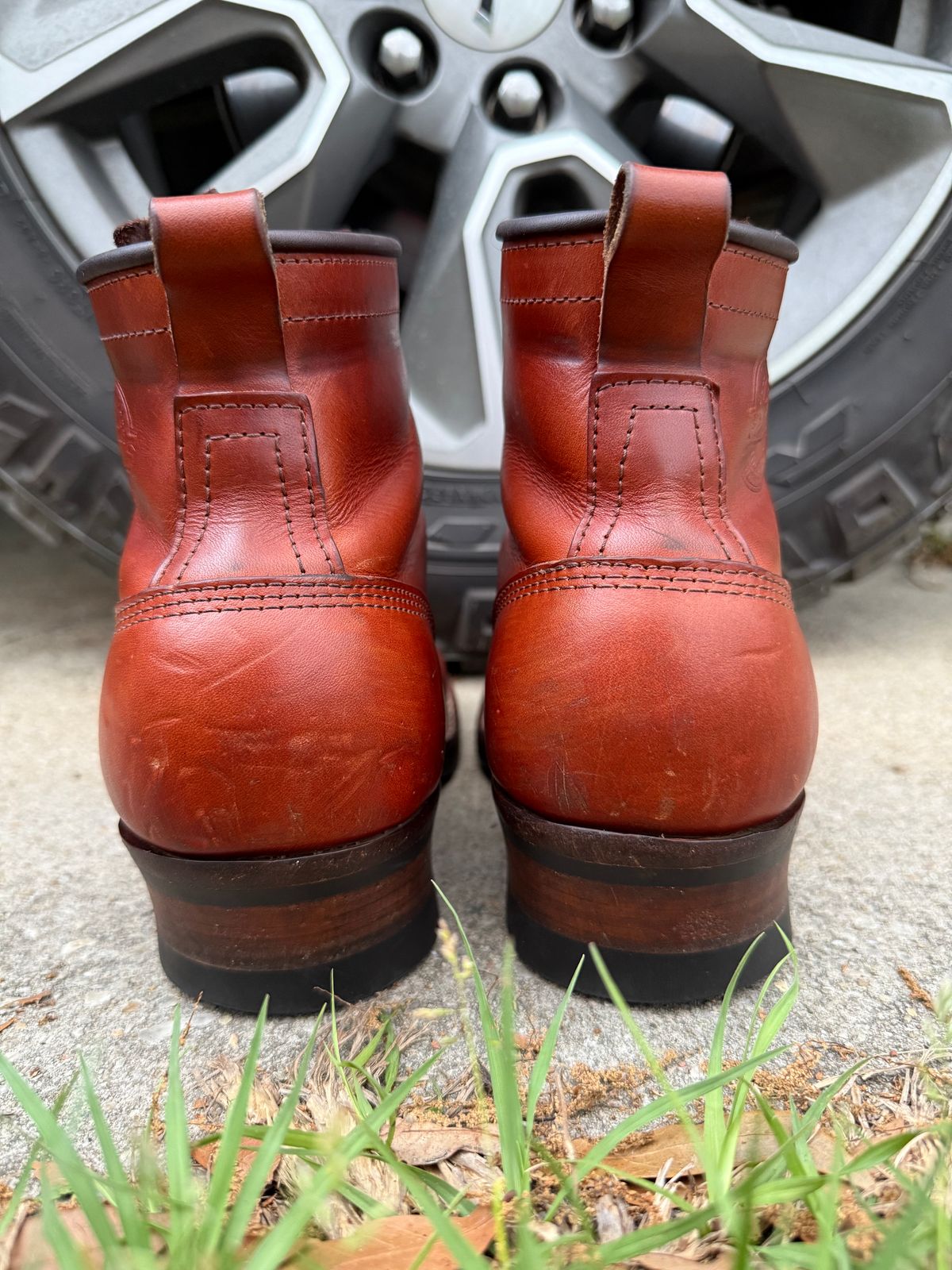 Photo by brusa on April 4, 2025 of the Frank's Boots Wilshire in Wickett & Craig Tan Oiled Latigo.