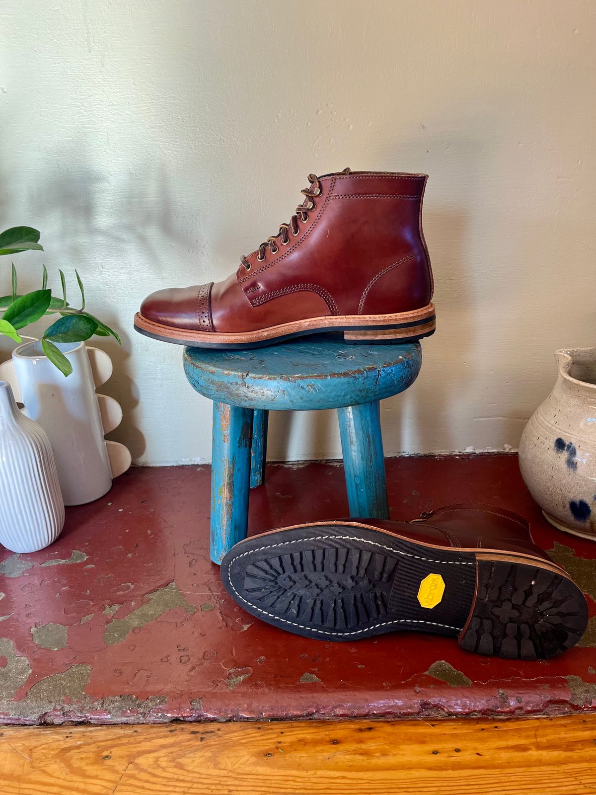 Photo by lopsided_buffalo on December 12, 2024 of the Rancourt & Co. Porter Boot in Horween Espresso Shell Cordovan.