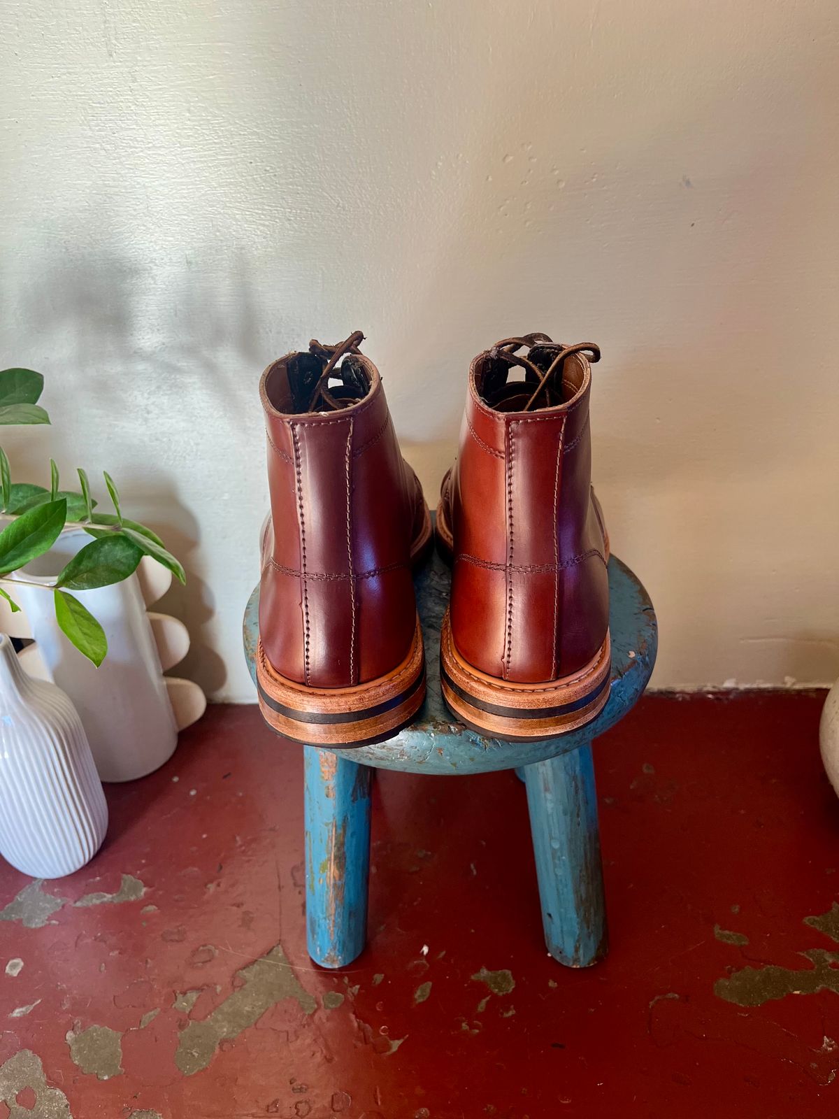 Photo by lopsided_buffalo on December 12, 2024 of the Rancourt & Co. Porter Boot in Horween Espresso Shell Cordovan.