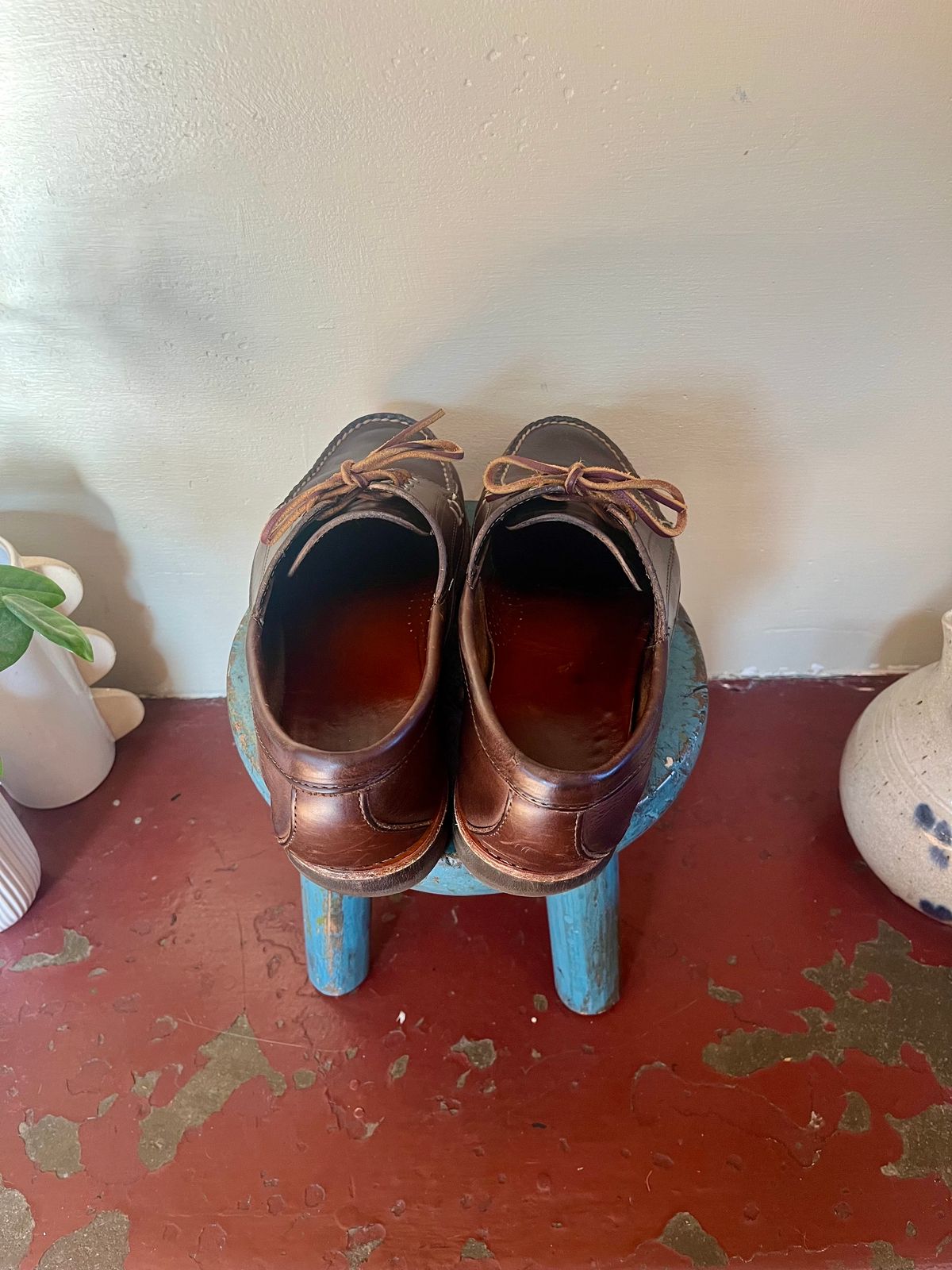 Photo by lopsided_buffalo on December 12, 2024 of the Rancourt & Co. Baxter Ranger Moc in Horween Carolina Brown Chromexcel.