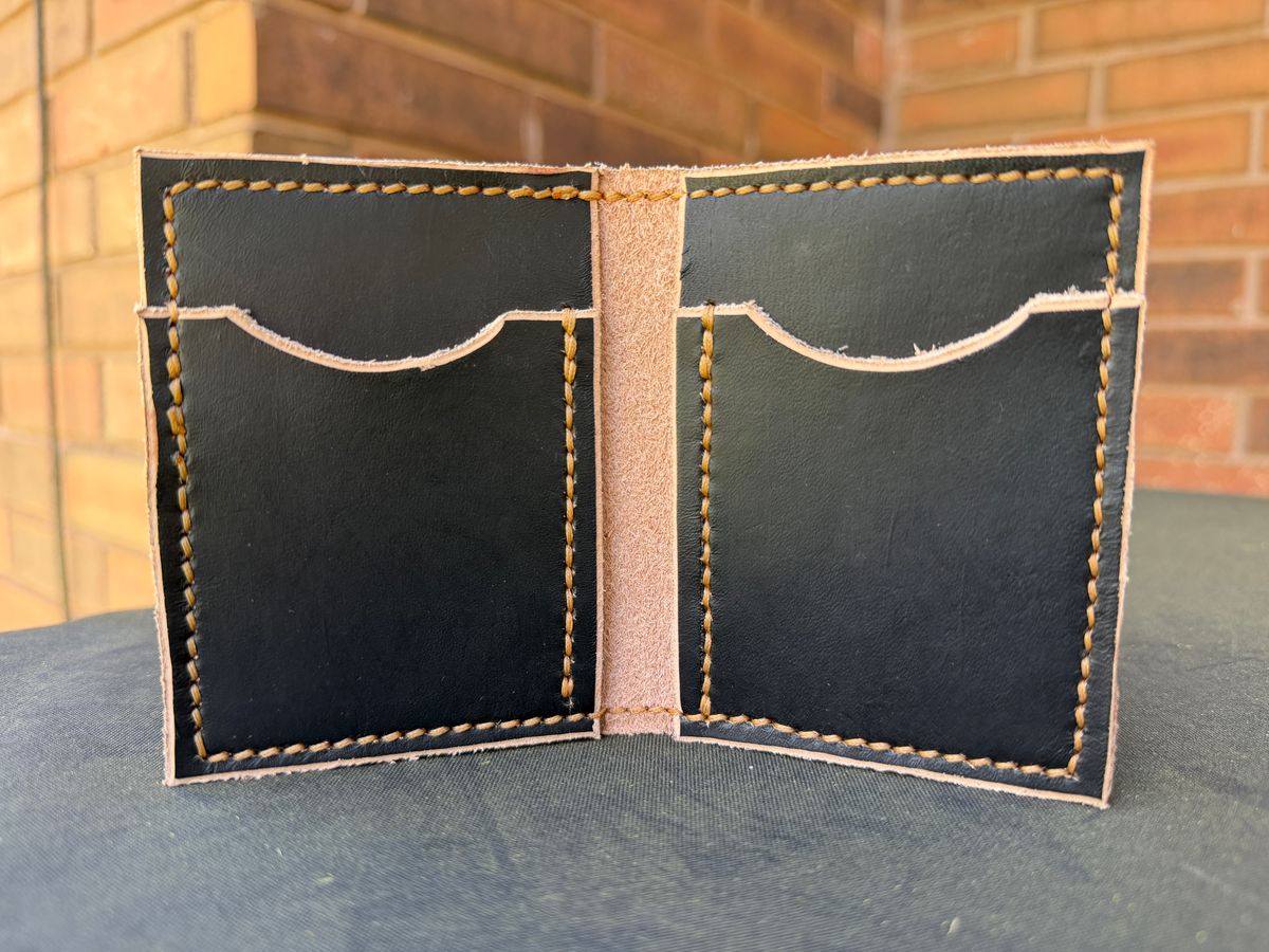 Photo by manco on March 21, 2026 of the Self-Made Four-Pocket Wallet in Wickett & Craig Natural American Vachetta.