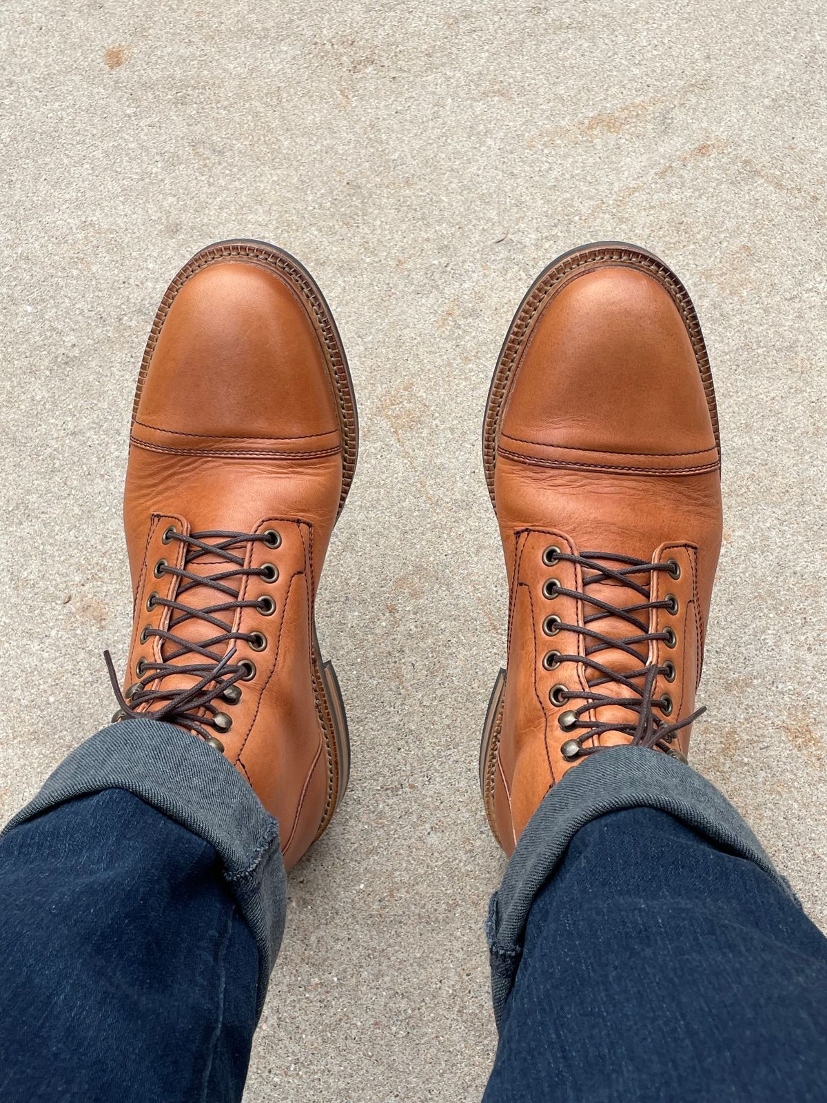 Photo by manco on February 15, 2024 of the Parkhurst The Richmond in Horween Natural Dublin.