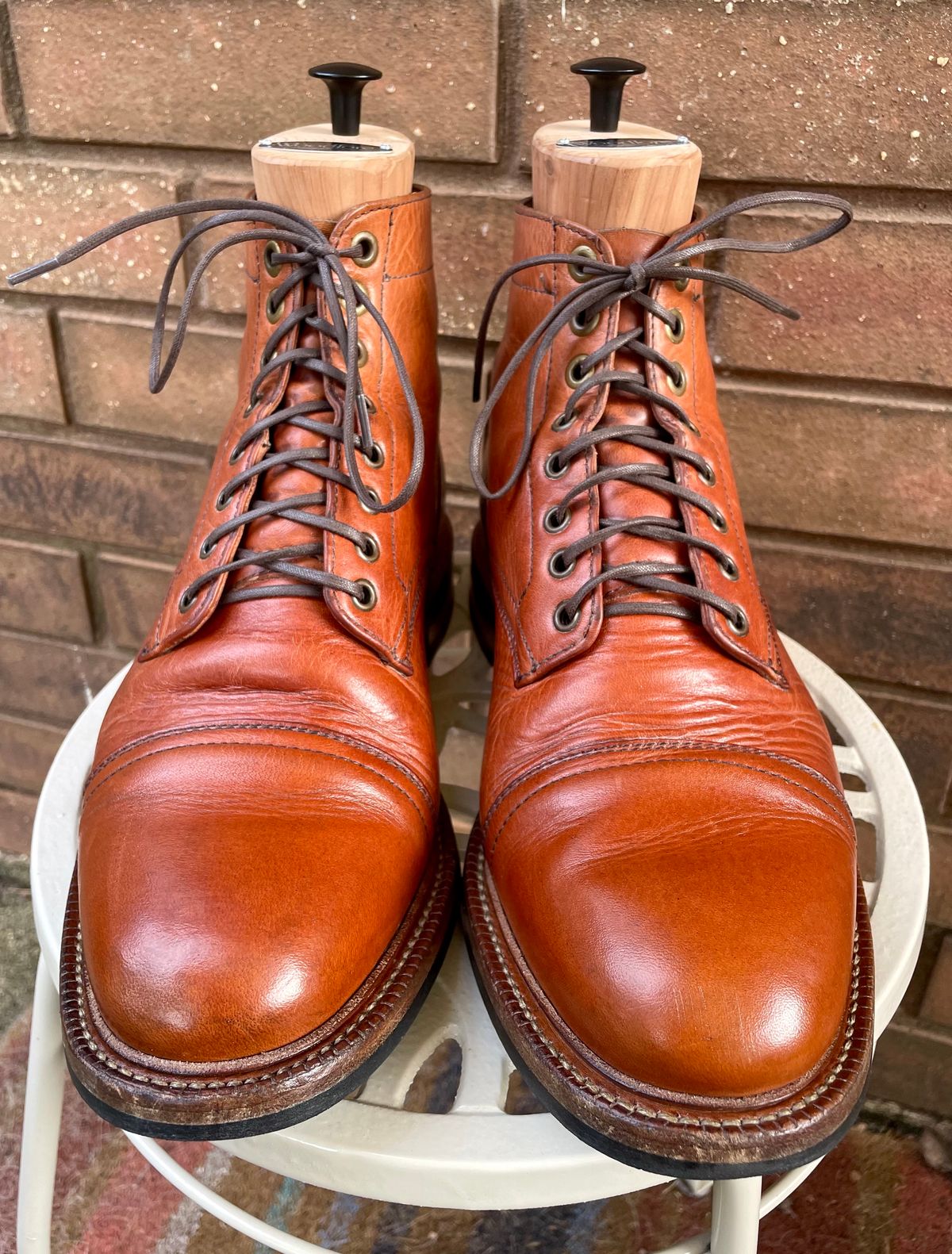 Photo by manco on November 16, 2024 of the Parkhurst The Richmond in Horween Natural Dublin.