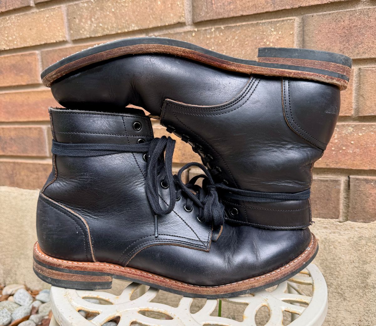 Photo by manco on April 12, 2026 of the Oak Street Bootmakers Trench Boot in Horween Black Chromexcel.