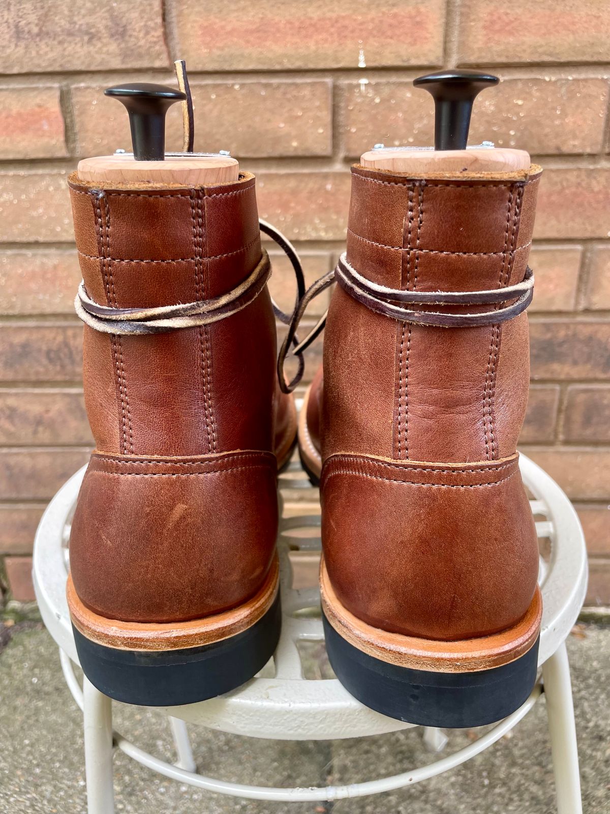 Photo by manco on October 6, 2024 of the Oak Street Bootmakers Trench Boot in Seidel Light Brown Mustang.