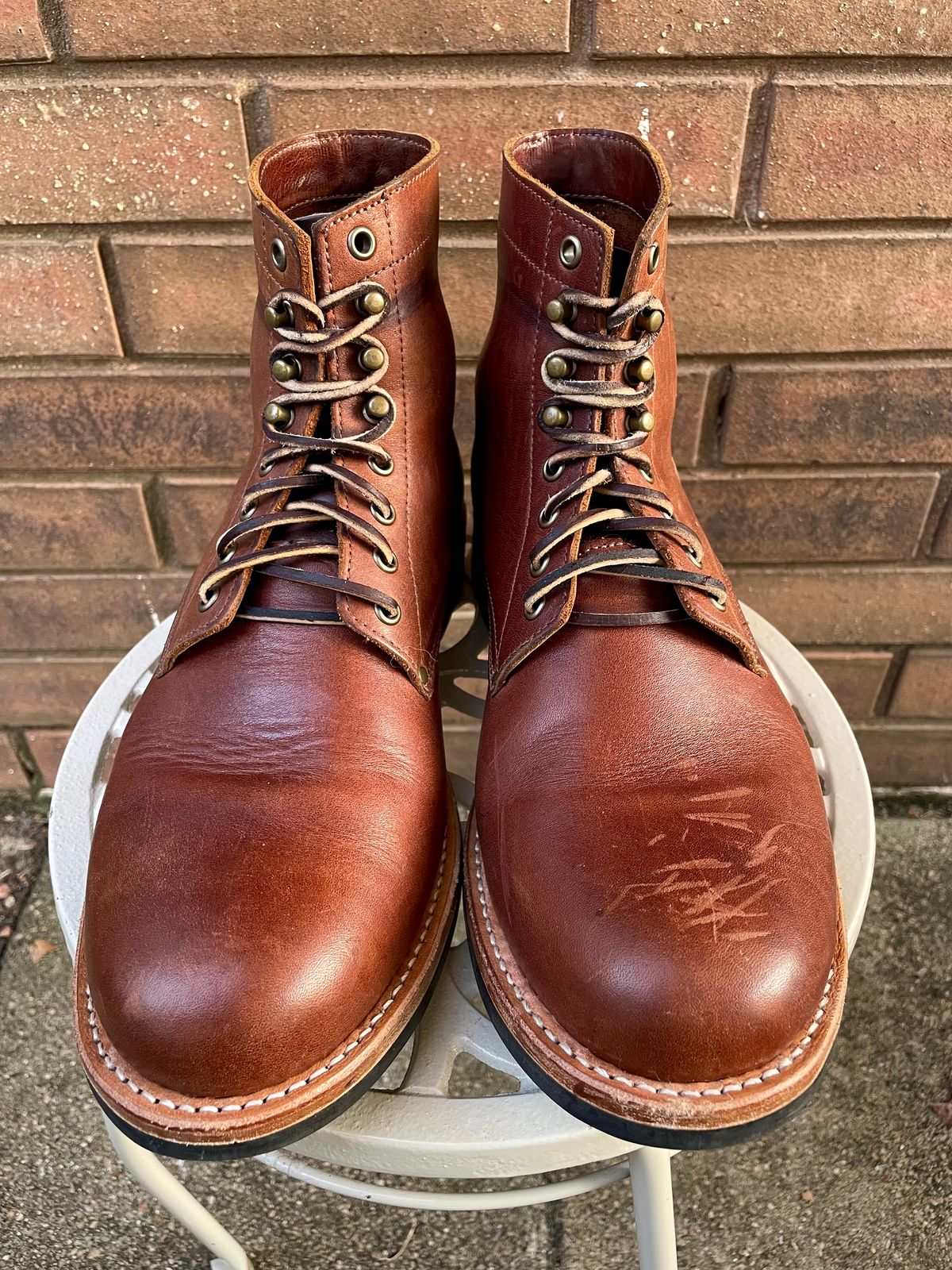 Photo by manco on October 10, 2024 of the Oak Street Bootmakers Trench Boot in Seidel Light Brown Mustang.