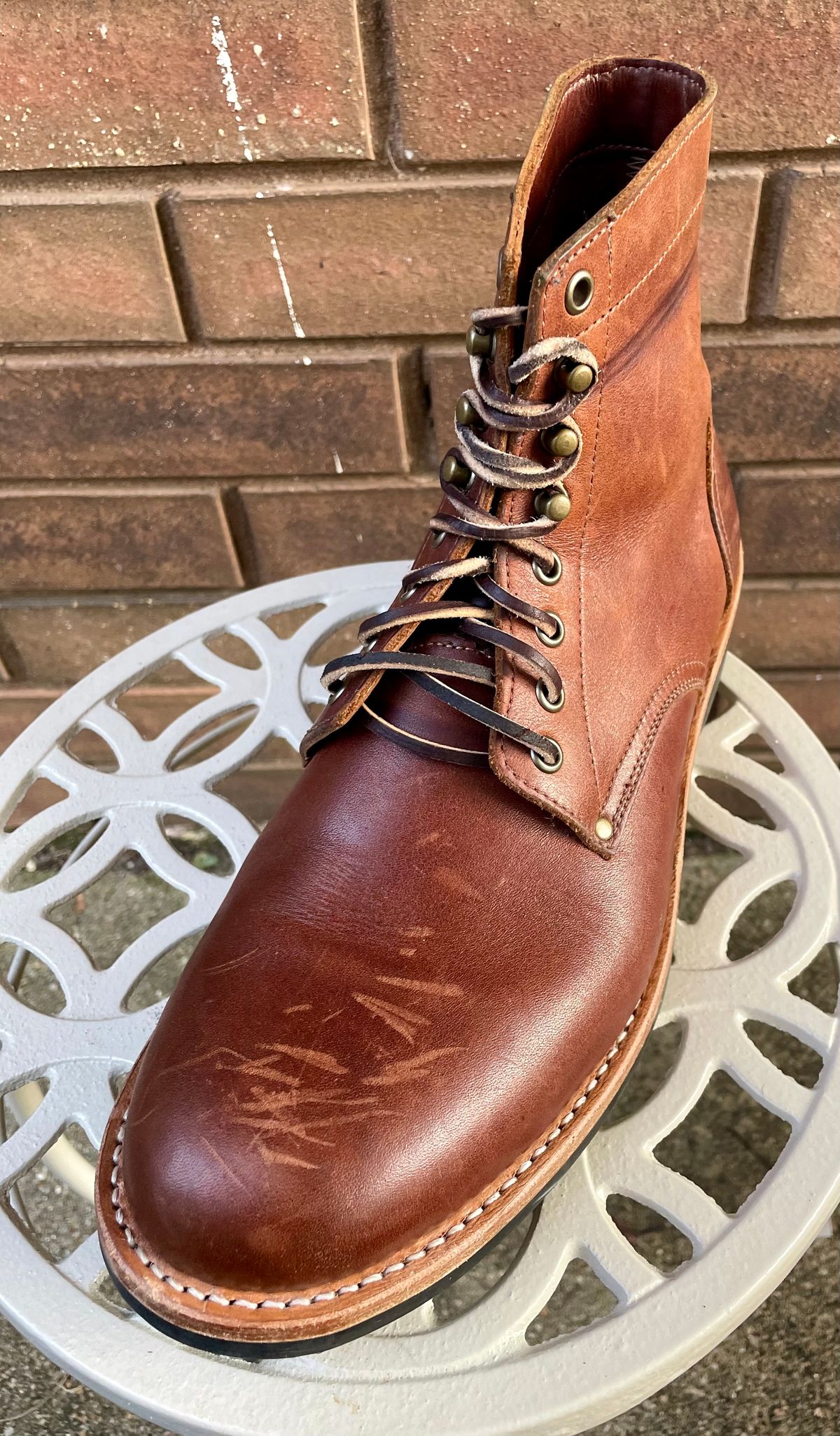 Photo by manco on October 10, 2024 of the Oak Street Bootmakers Trench Boot in Seidel Light Brown Mustang.