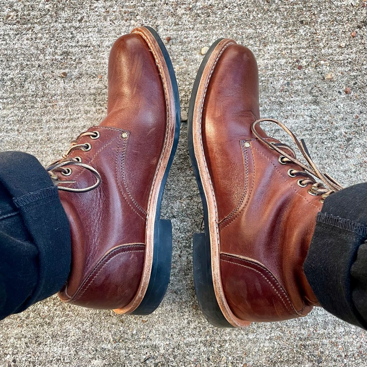 Photo by manco on November 7, 2024 of the Oak Street Bootmakers Trench Boot in Seidel Light Brown Mustang.