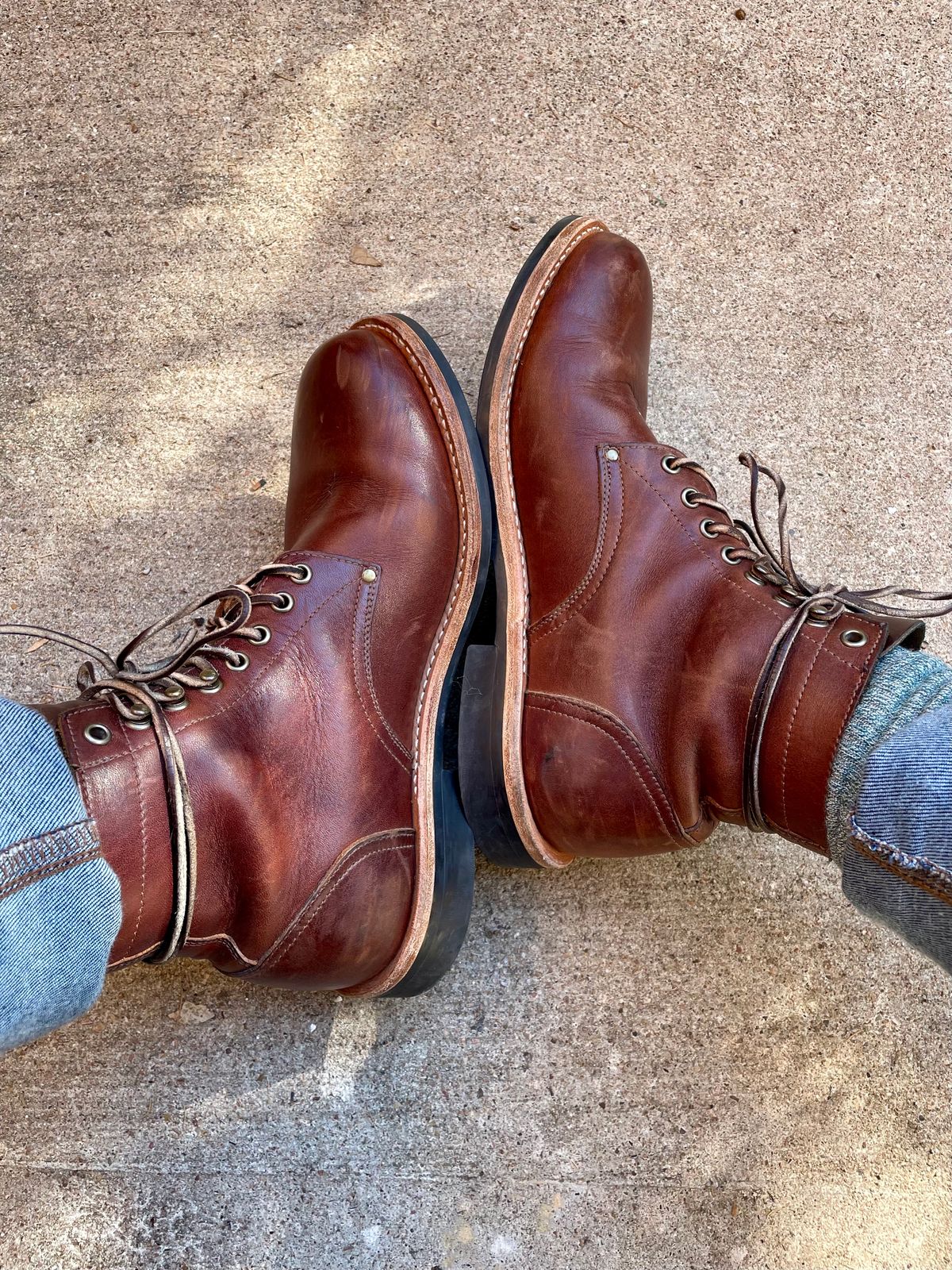 Photo by manco on November 15, 2024 of the Oak Street Bootmakers Trench Boot in Seidel Light Brown Mustang.