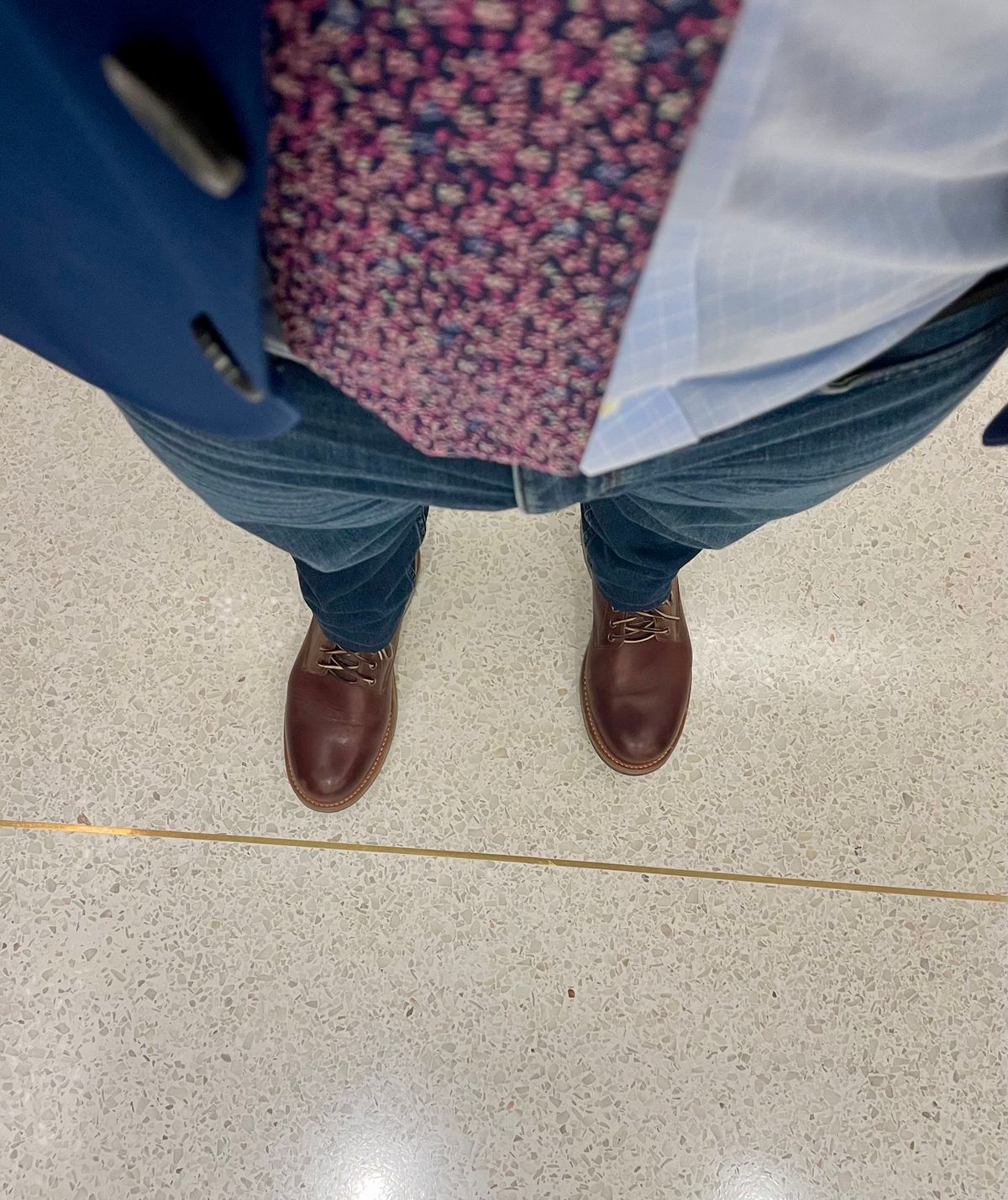 Photo by manco on November 20, 2024 of the Oak Street Bootmakers Trench Boot in Seidel Light Brown Mustang.