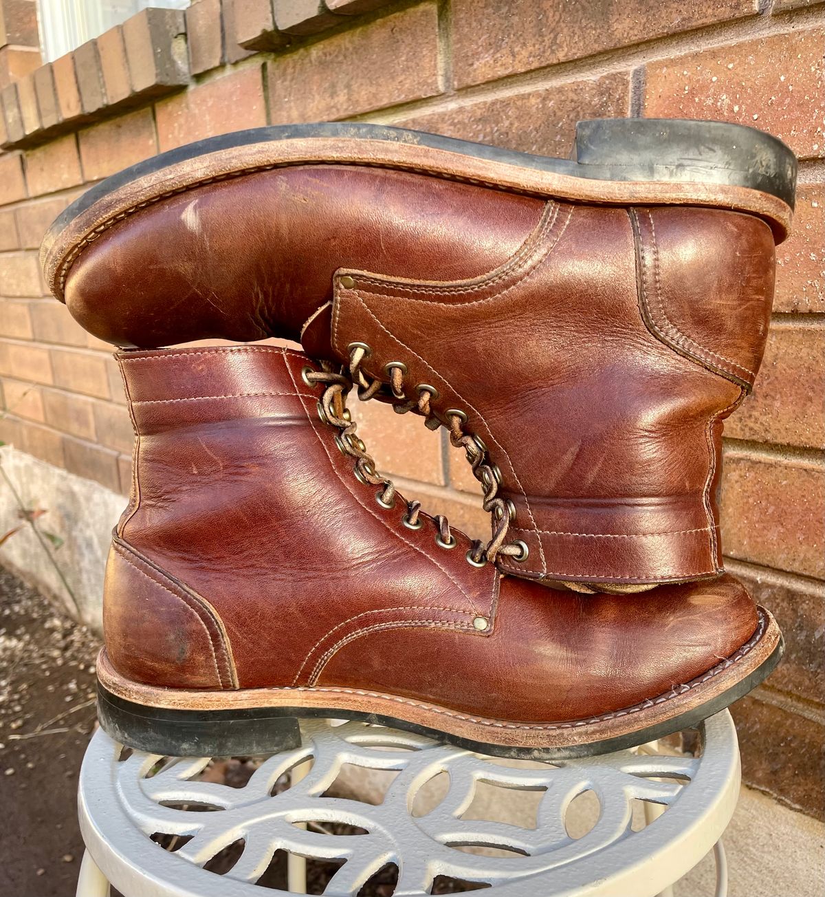 Photo by manco on February 2, 2025 of the Oak Street Bootmakers Trench Boot in Seidel Light Brown Mustang.