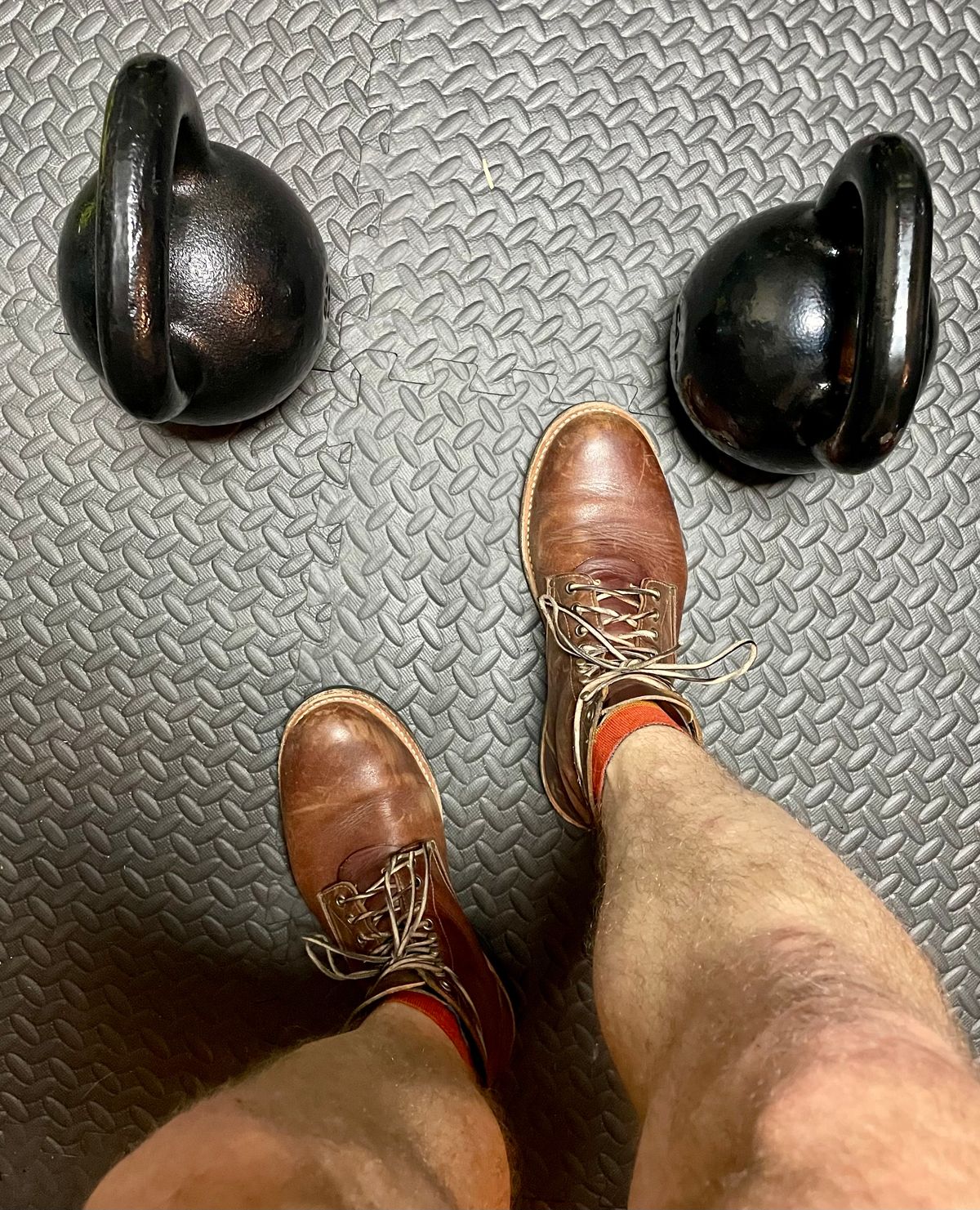 Photo by manco on March 4, 2025 of the Oak Street Bootmakers Trench Boot in Seidel Light Brown Mustang.