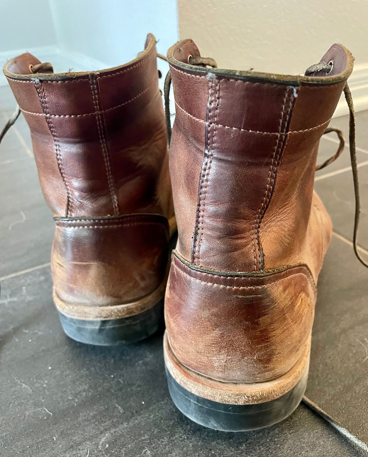 Photo by manco on March 23, 2025 of the Oak Street Bootmakers Trench Boot in Seidel Light Brown Mustang.