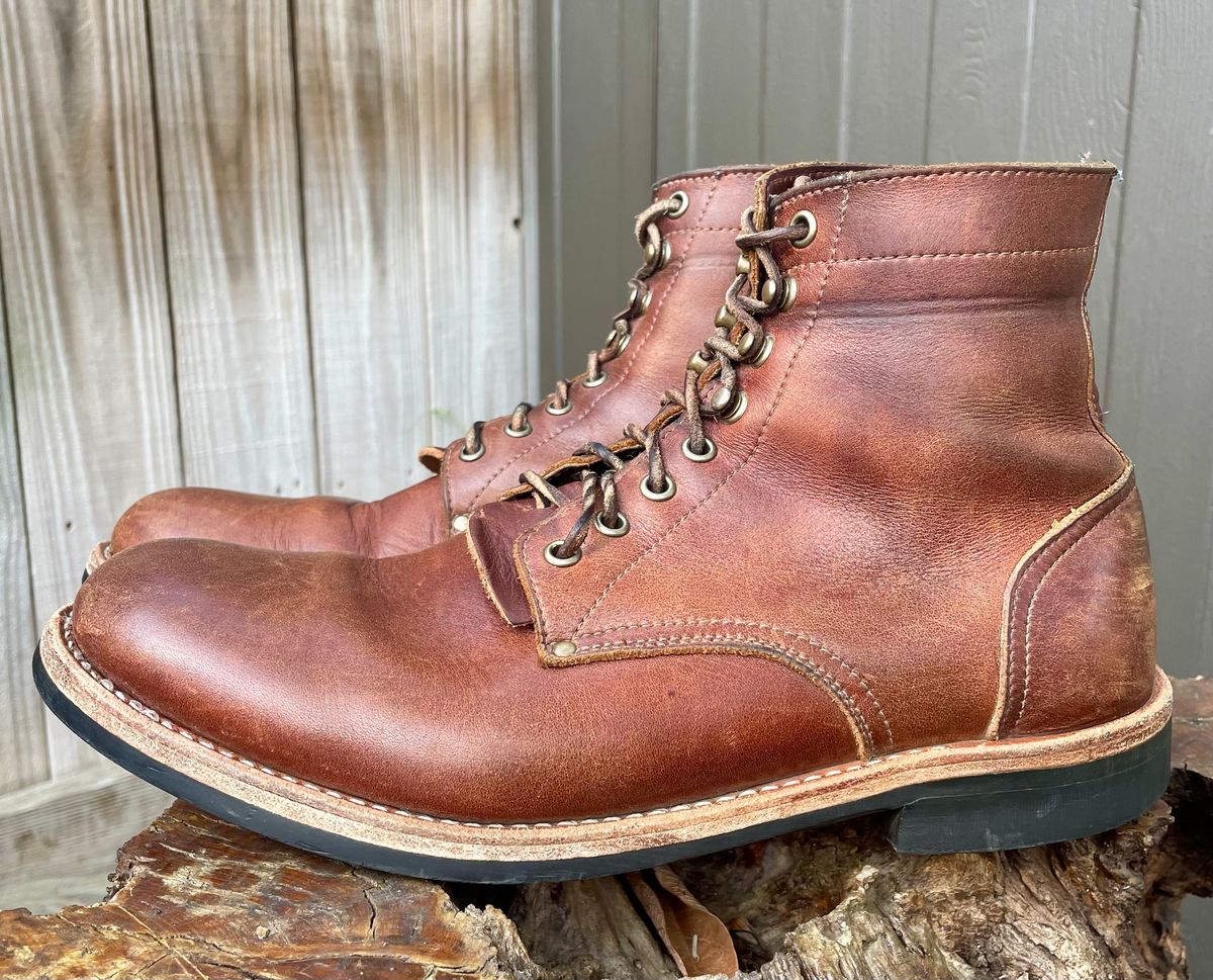 Photo by manco on April 3, 2025 of the Oak Street Bootmakers Trench Boot in Seidel Light Brown Mustang.