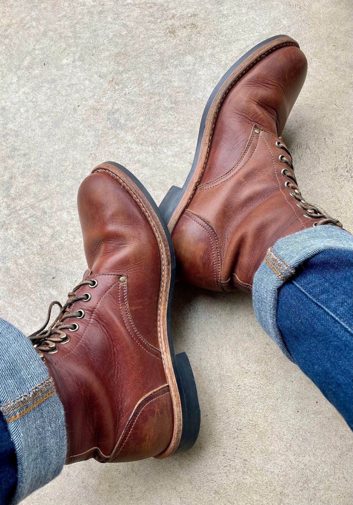 Photo by manco on April 3, 2025 of the Oak Street Bootmakers Trench Boot in Seidel Light Brown Mustang.