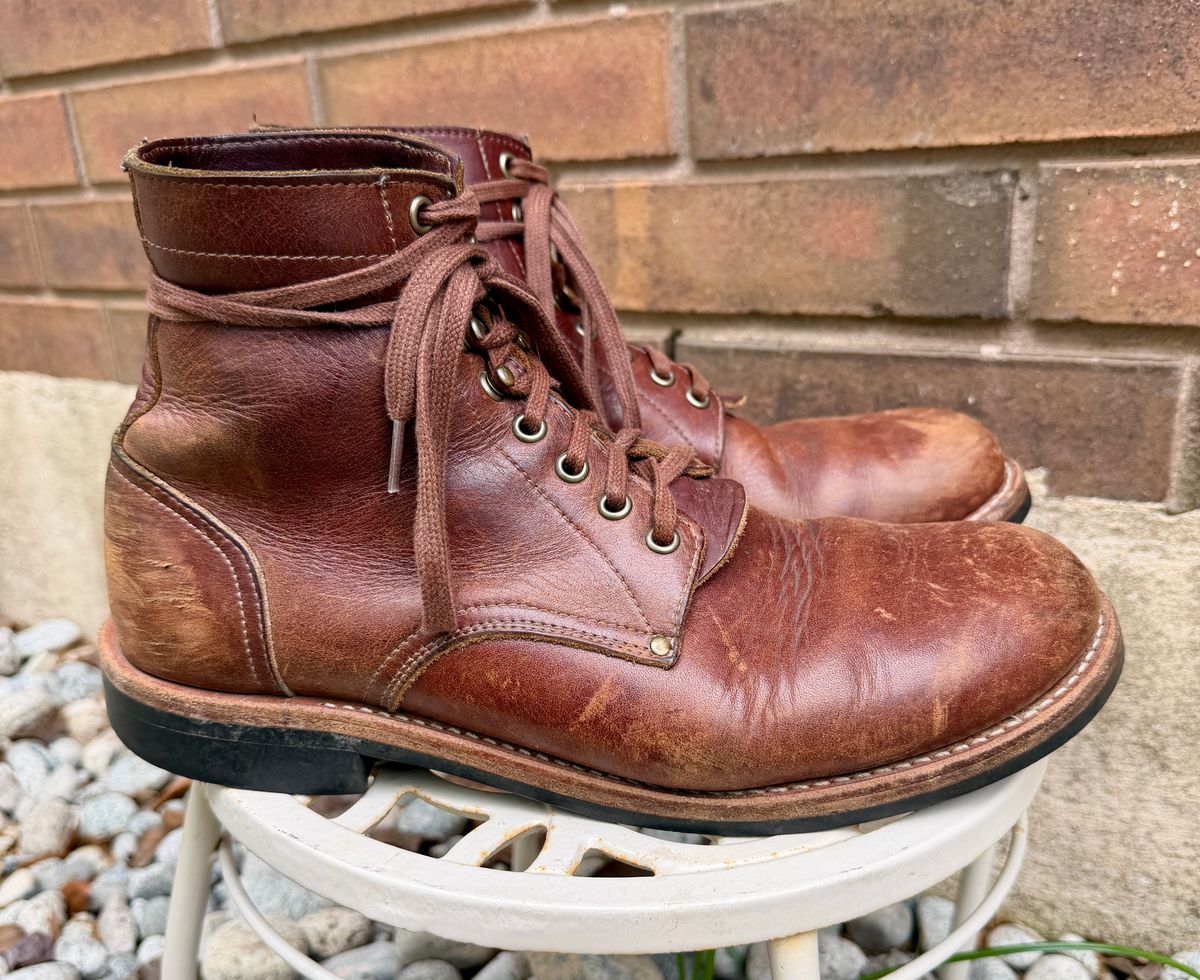 Photo by manco on April 12, 2026 of the Oak Street Bootmakers Trench Boot in Seidel Light Brown Mustang.