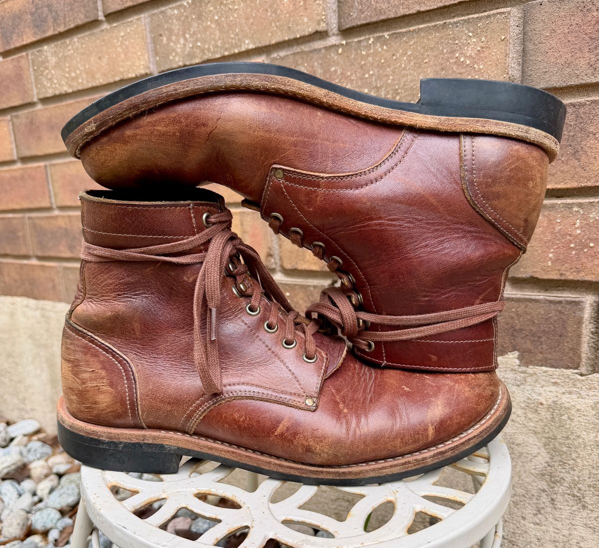 Photo by manco on April 12, 2026 of the Oak Street Bootmakers Trench Boot in Seidel Light Brown Mustang.