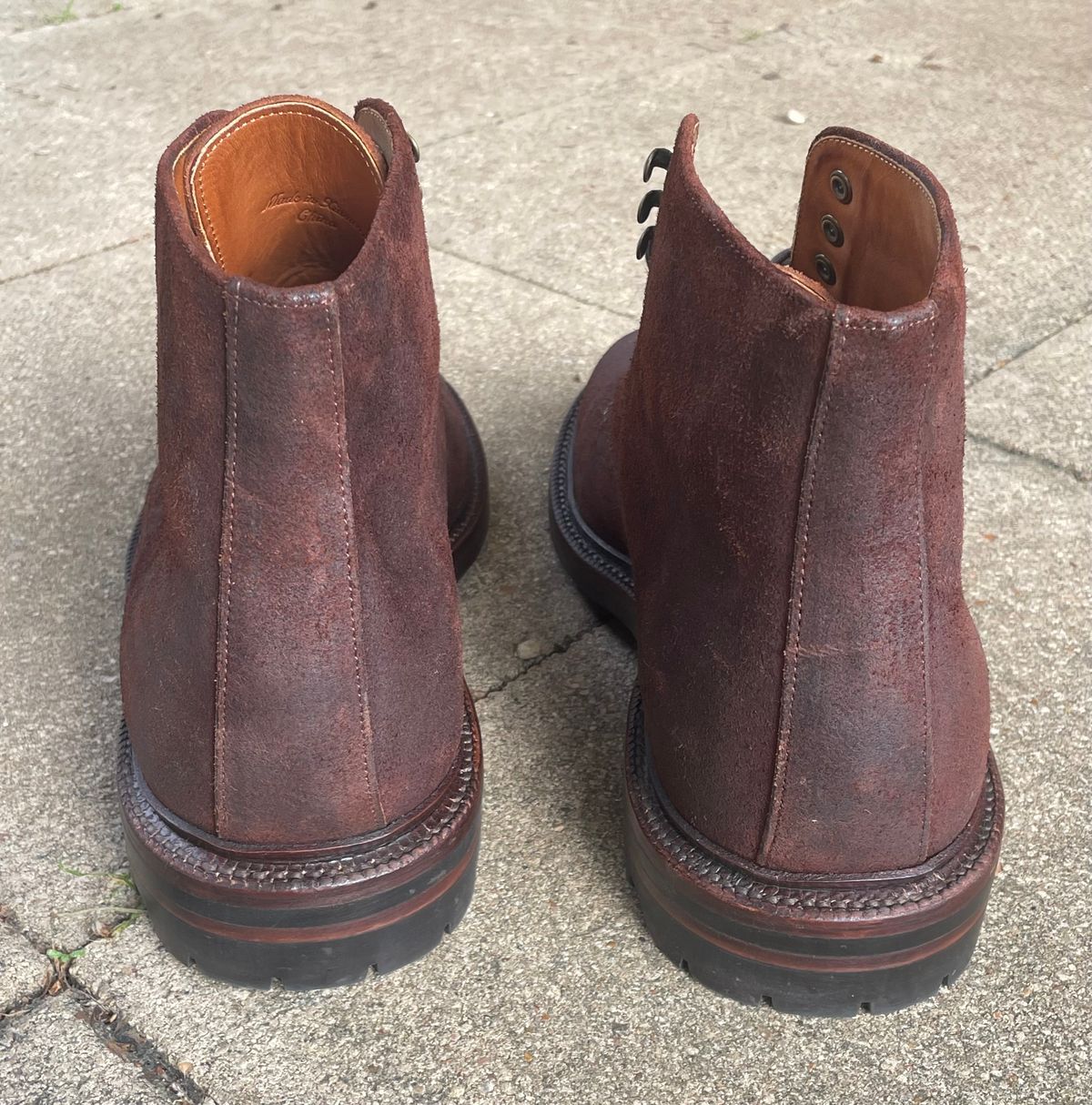 Photo by manco on April 6, 2024 of the Grant Stone Edward Boot in C.F. Stead Dark Oak Roughout.
