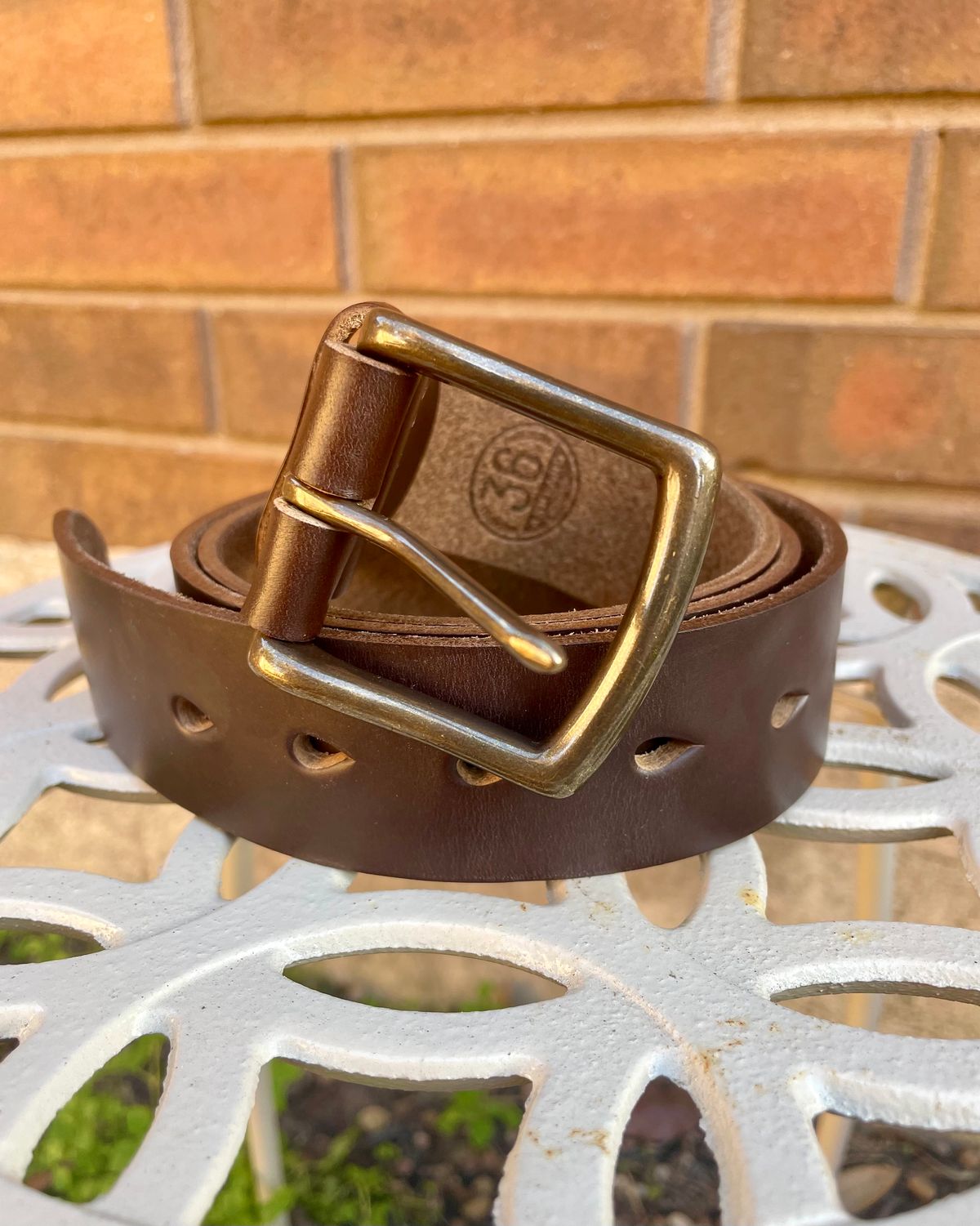 Photo by manco on January 17, 2025 of the Ashland Leather Belt in Horween Brown Chromexcel.