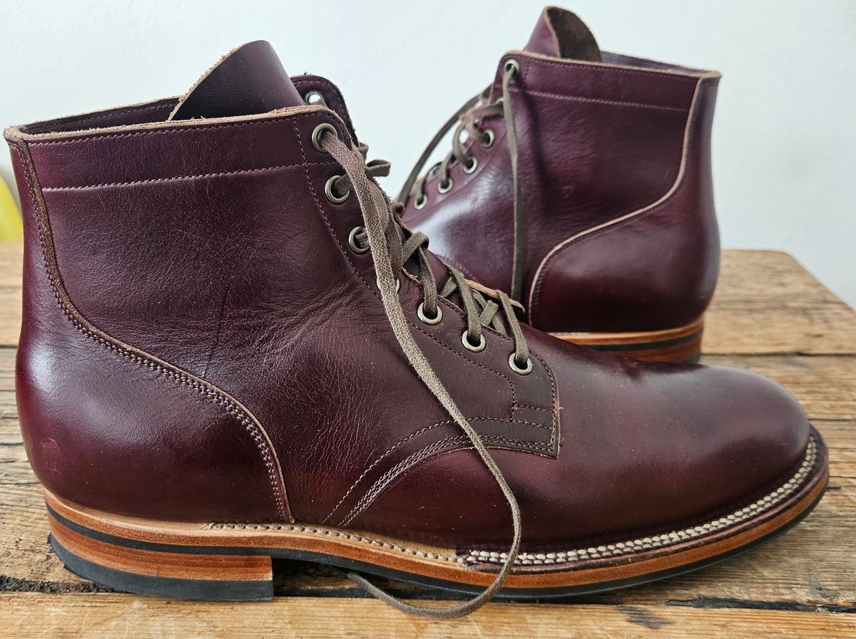 Photo by Kwamelong on May 25, 2025 of the Viberg Service Boot in Horween Color 8 Chromexcel.