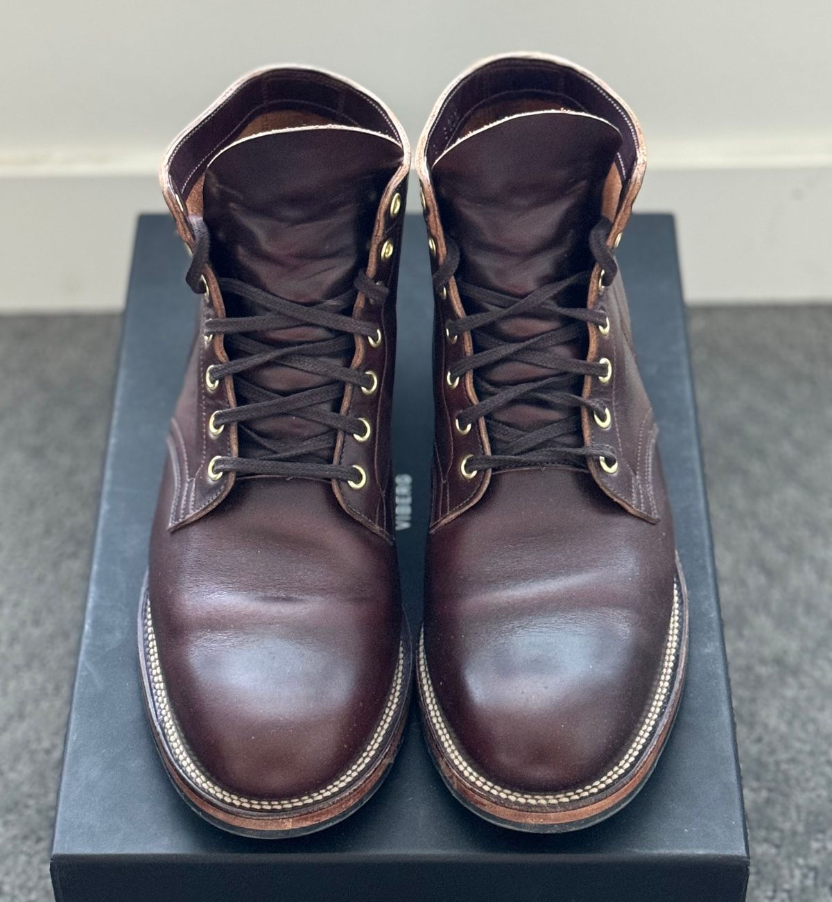 Photo by pablosstuff on May 27, 2024 of the Viberg Service Boot in Horween Brown Chromexcel.