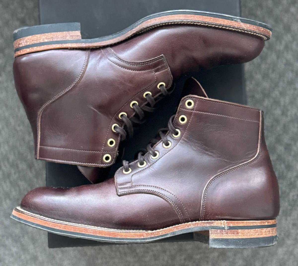 Photo by pablosstuff on May 27, 2024 of the Viberg Service Boot in Horween Brown Chromexcel.