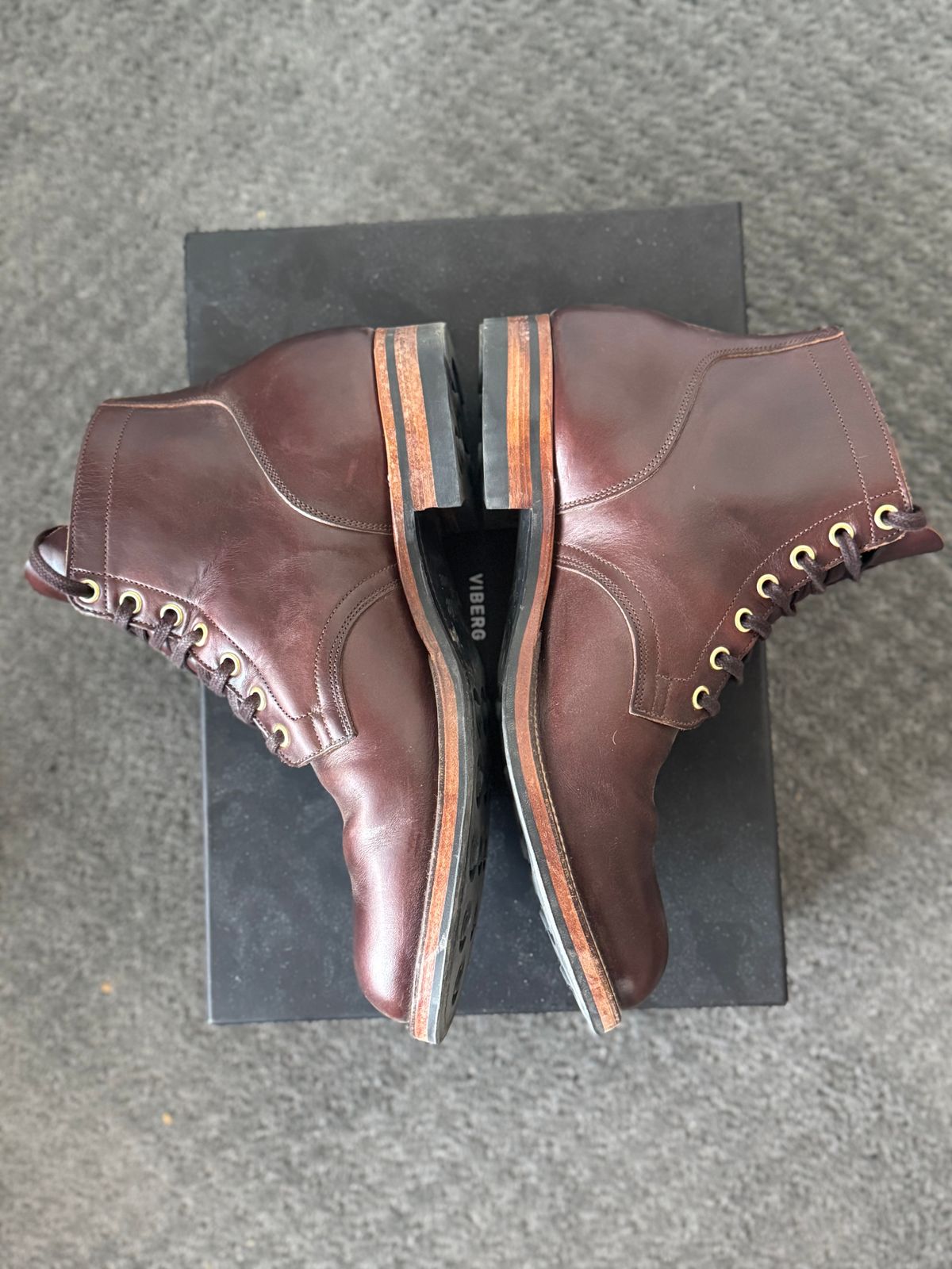 Photo by pablosstuff on October 20, 2024 of the Viberg Service Boot in Horween Brown Chromexcel.