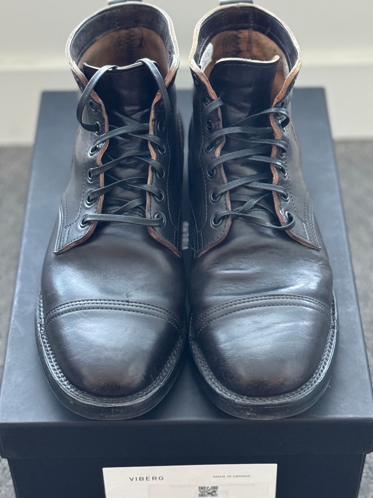 Photo by pablosstuff on May 27, 2024 of the Viberg Service Boot in Maryam Black Horsebutt.