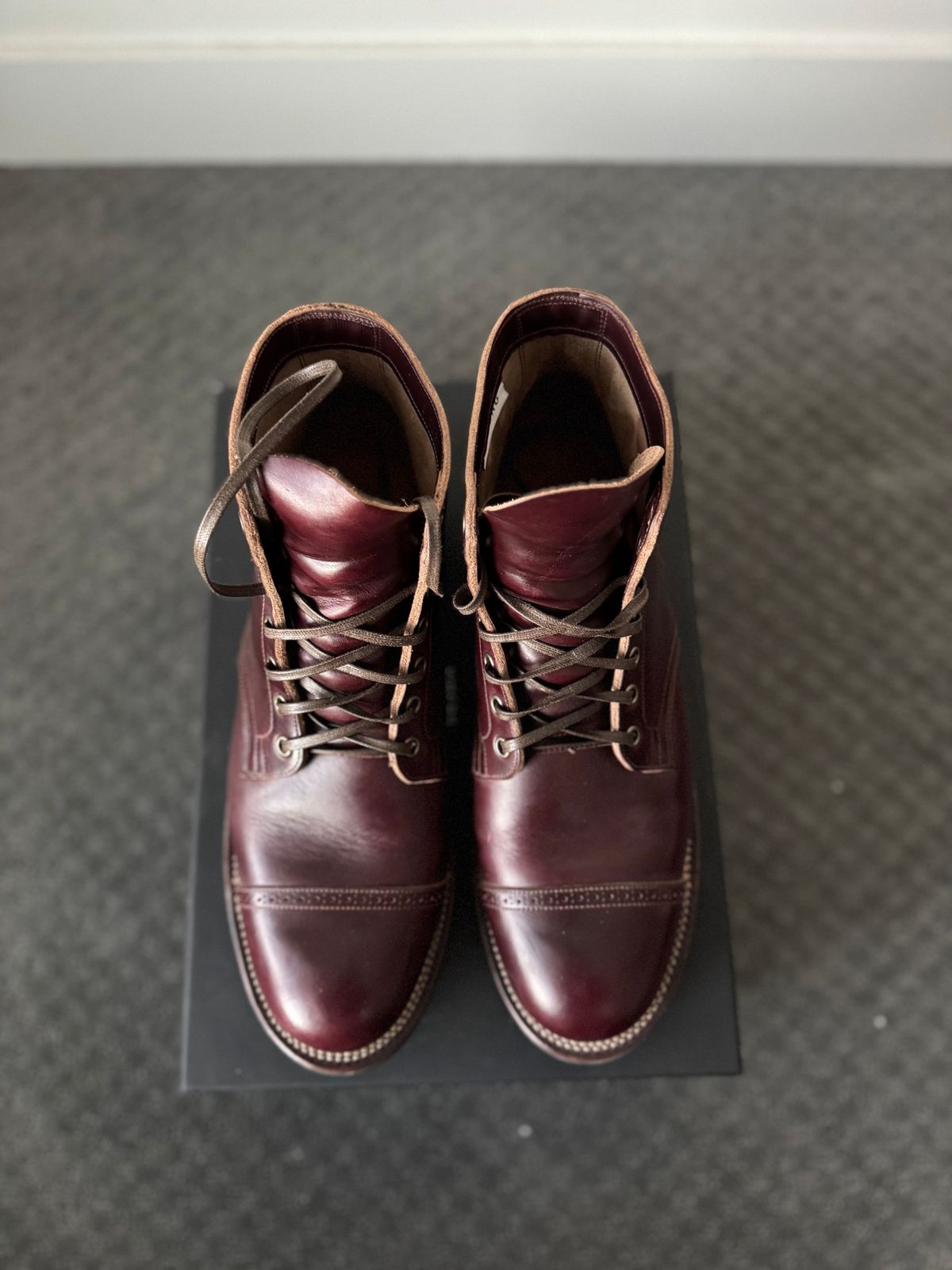 Photo by pablosstuff on March 1, 2025 of the Viberg Service Boot BCT in Horween Chromexcel Colour 8.