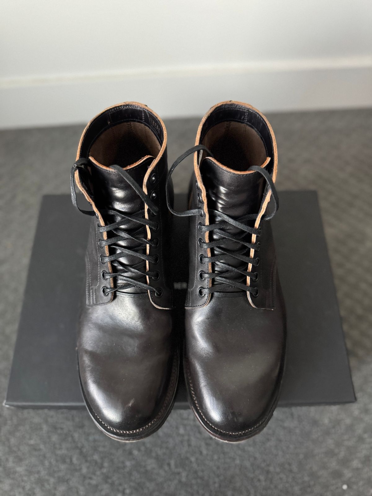 Photo by pablosstuff on March 1, 2025 of the Viberg Service Boot in Maryam Nero Horsebutt.