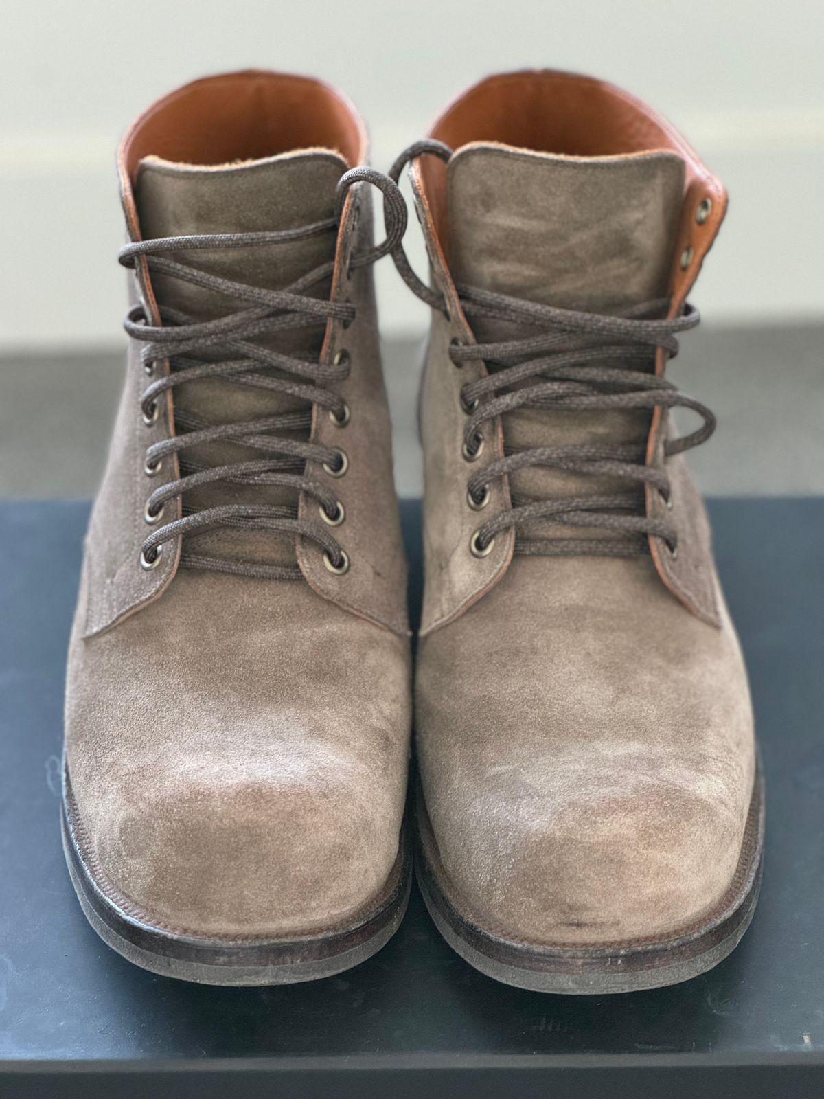 Photo by pablosstuff on May 27, 2024 of the Viberg Service Boot in C.F. Stead Fog Janus Calf Suede.