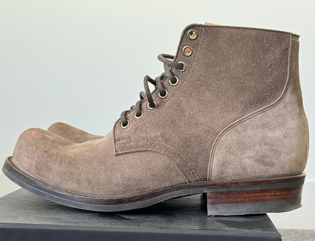 Photo by pablosstuff on May 27, 2024 of the Viberg Service Boot in C.F. Stead Fog Janus Calf Suede.