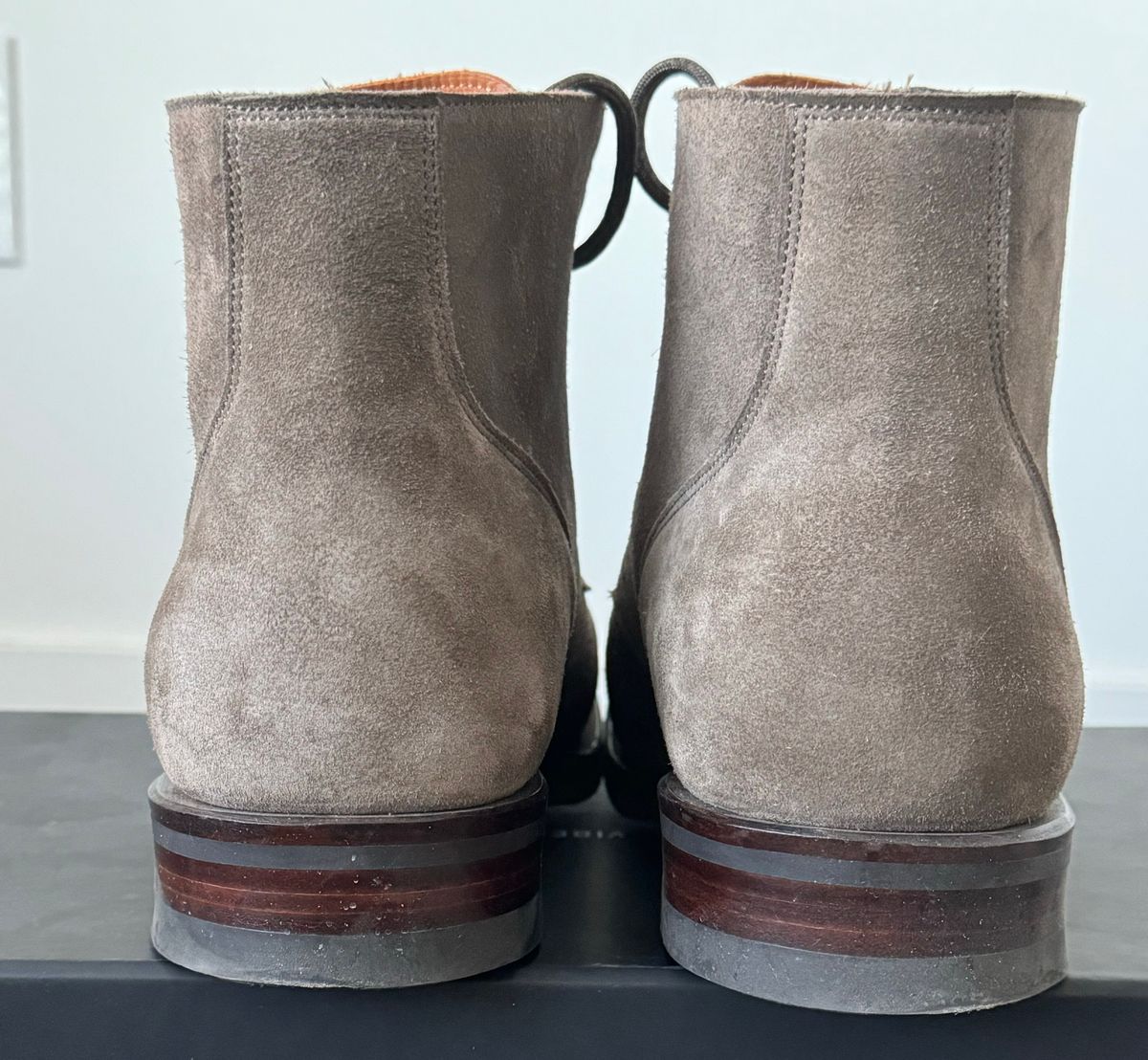 Photo by pablosstuff on May 27, 2024 of the Viberg Service Boot in C.F. Stead Fog Janus Calf Suede.