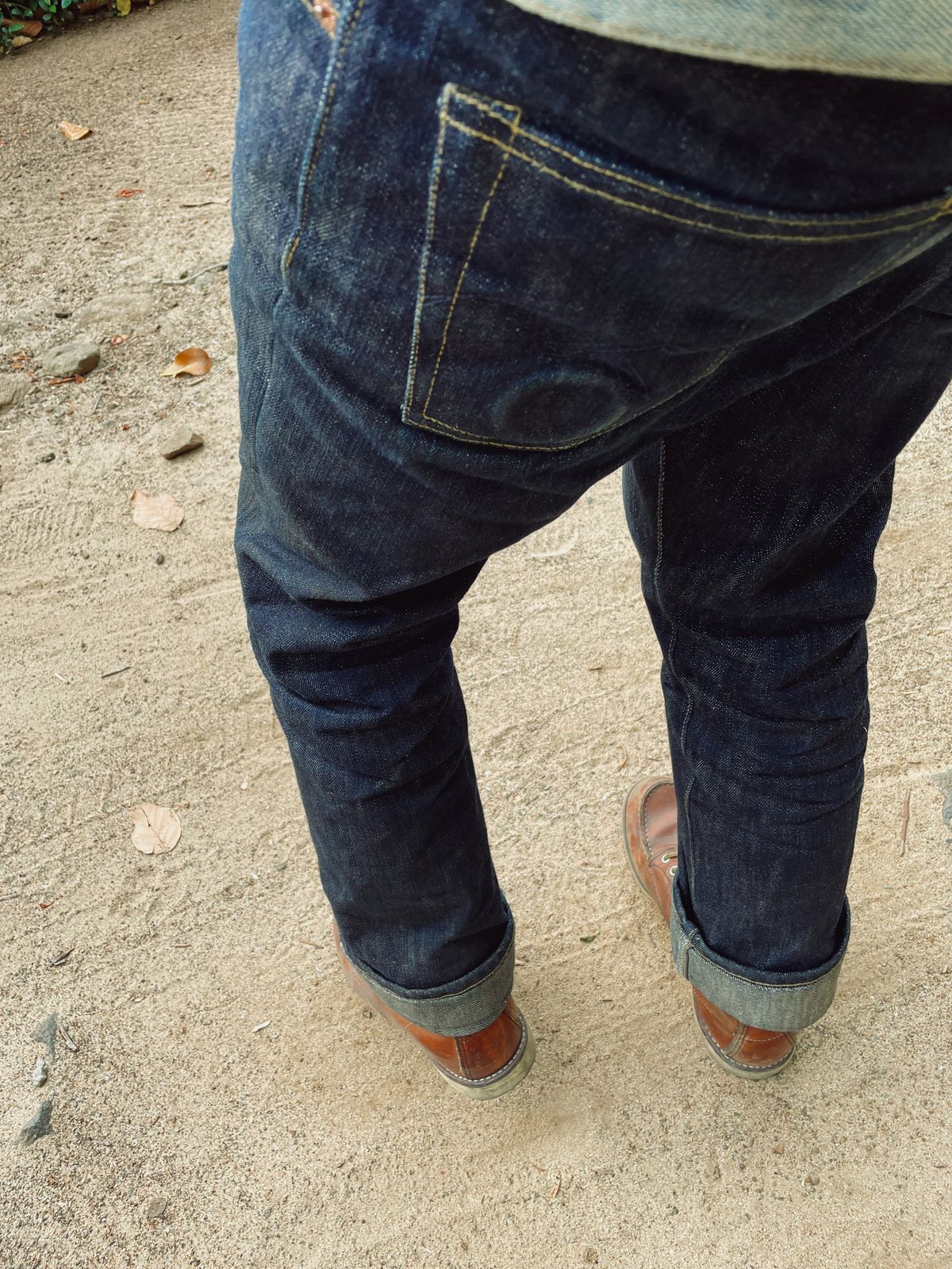 Photo by Minh_Bach on December 30, 2023 of the Red Wing 875 Classic moc in Oil Tan Leather.