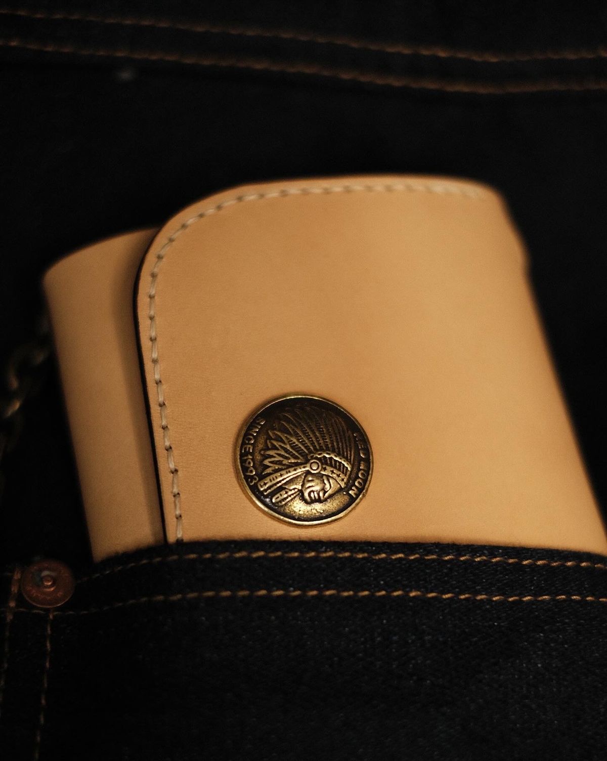 Photo by Minh_Bach on July 31, 2023 of the Cashew Craft Trifold Pocket Wallet in Buttero Natural Color.