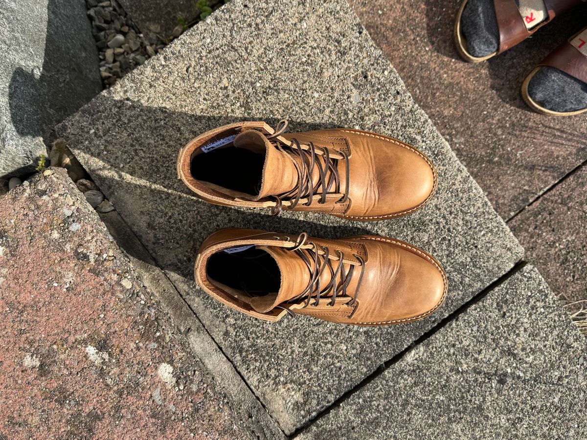 Photo by Hans_Waldmann on April 27, 2025 of the Truman Plain Toe Boot in Horween Natural Cypress.