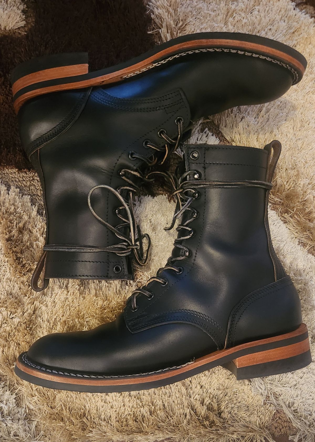 Photo by PhenomenalKO on January 11, 2026 of the Nicks x Parkhurst V3 in Wickett & Craig Black Oiled Latigo.