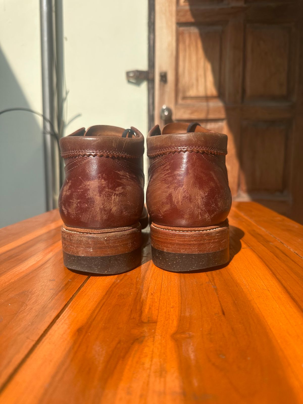 Photo by iKanoon on February 2, 2025 of the Quan Shoemaker Custom Model in Maryam Burgandy TPR.