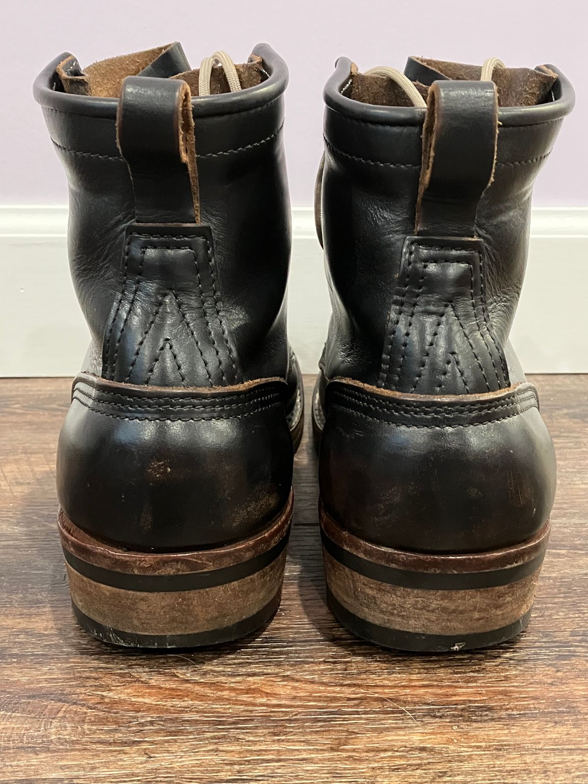 Photo by banjonerd on February 21, 2026 of the Nicks Robert in Horween Black Chromexcel.